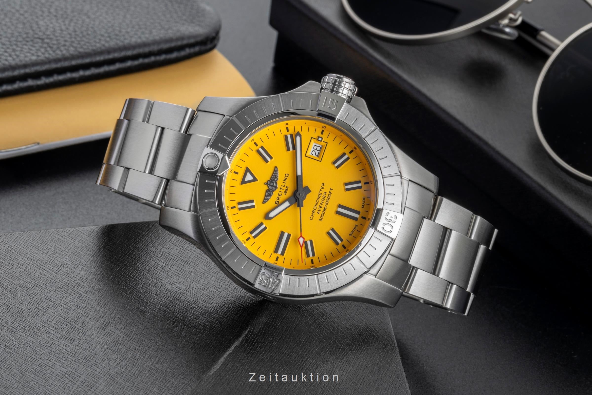 Breitling Avenger Seawolf steel automatic Kal. B17 Ref. A17319