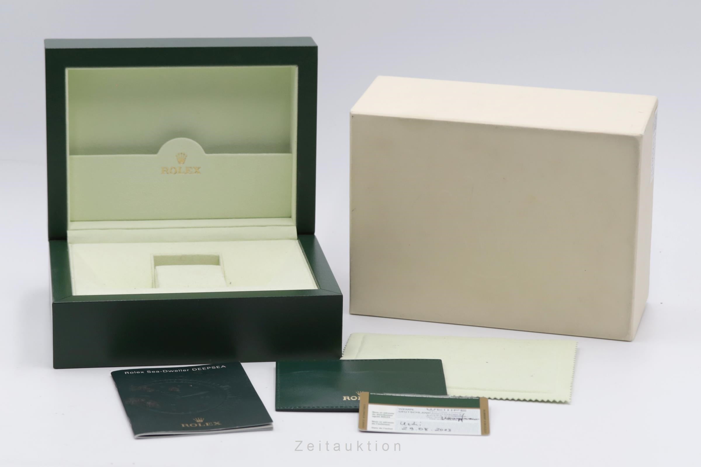 Rolex Sea-Dweller steel automatic men's watch 116660  [2506953]