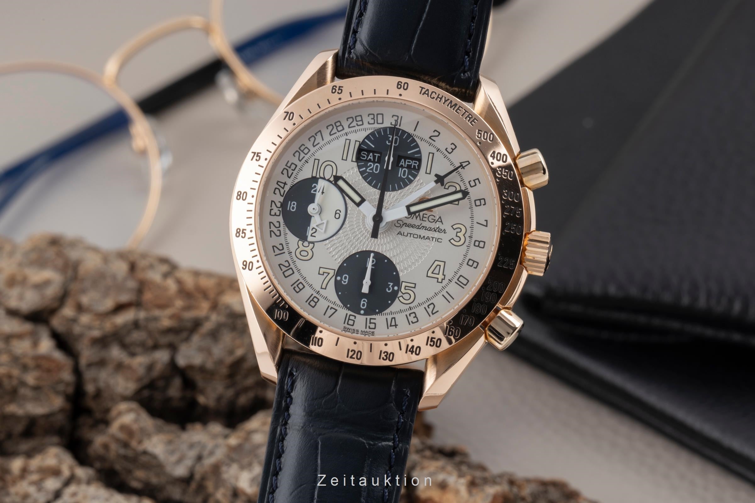 Omega Speedmaster chronograph 18 ct red gold automatic Kal. 1151