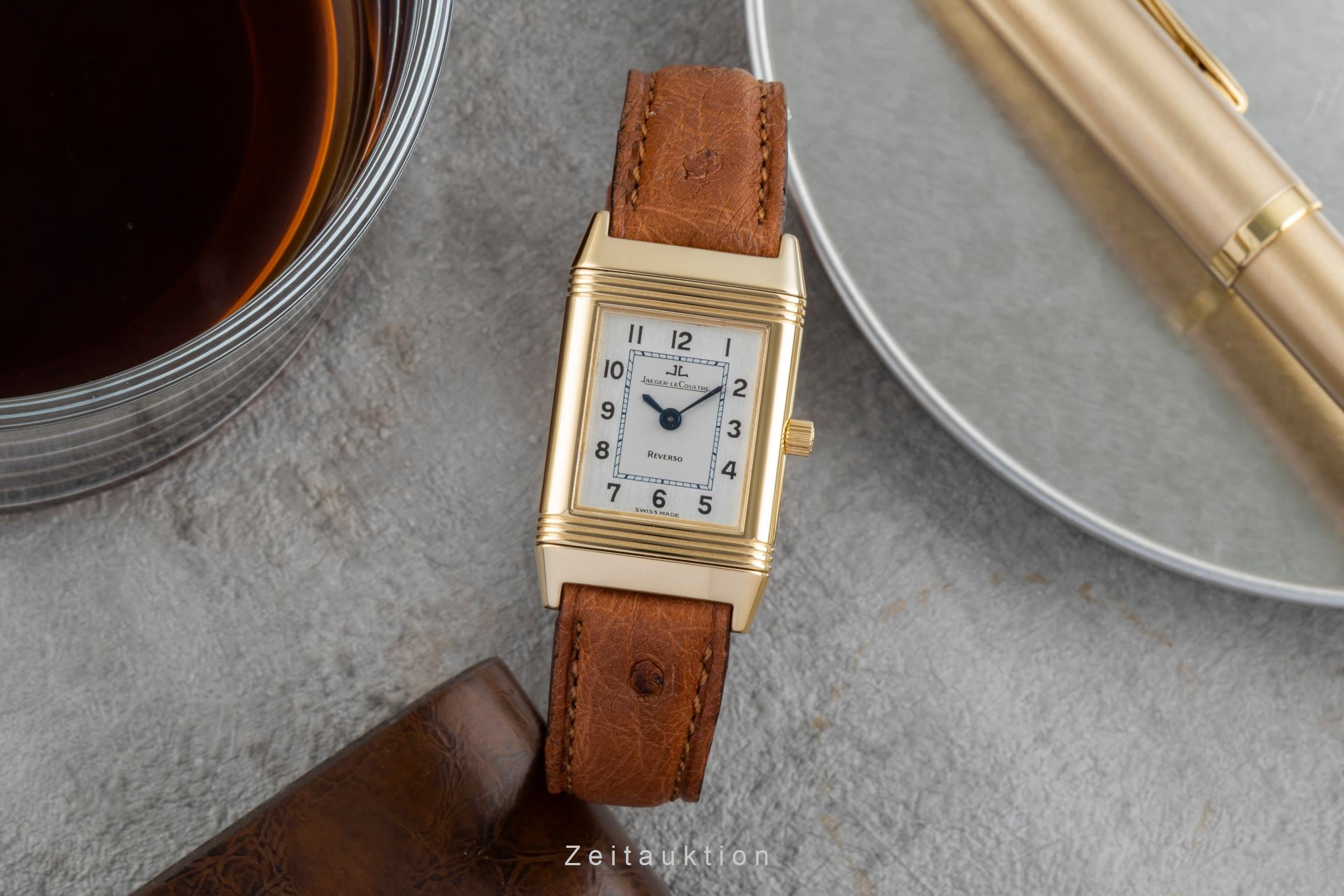 Jaeger LeCoultre Reverso oro de 18 quilates cuerda manual reloj para damas  260.140.862   260.1.86 LP: 17400EUR  [2506970]
