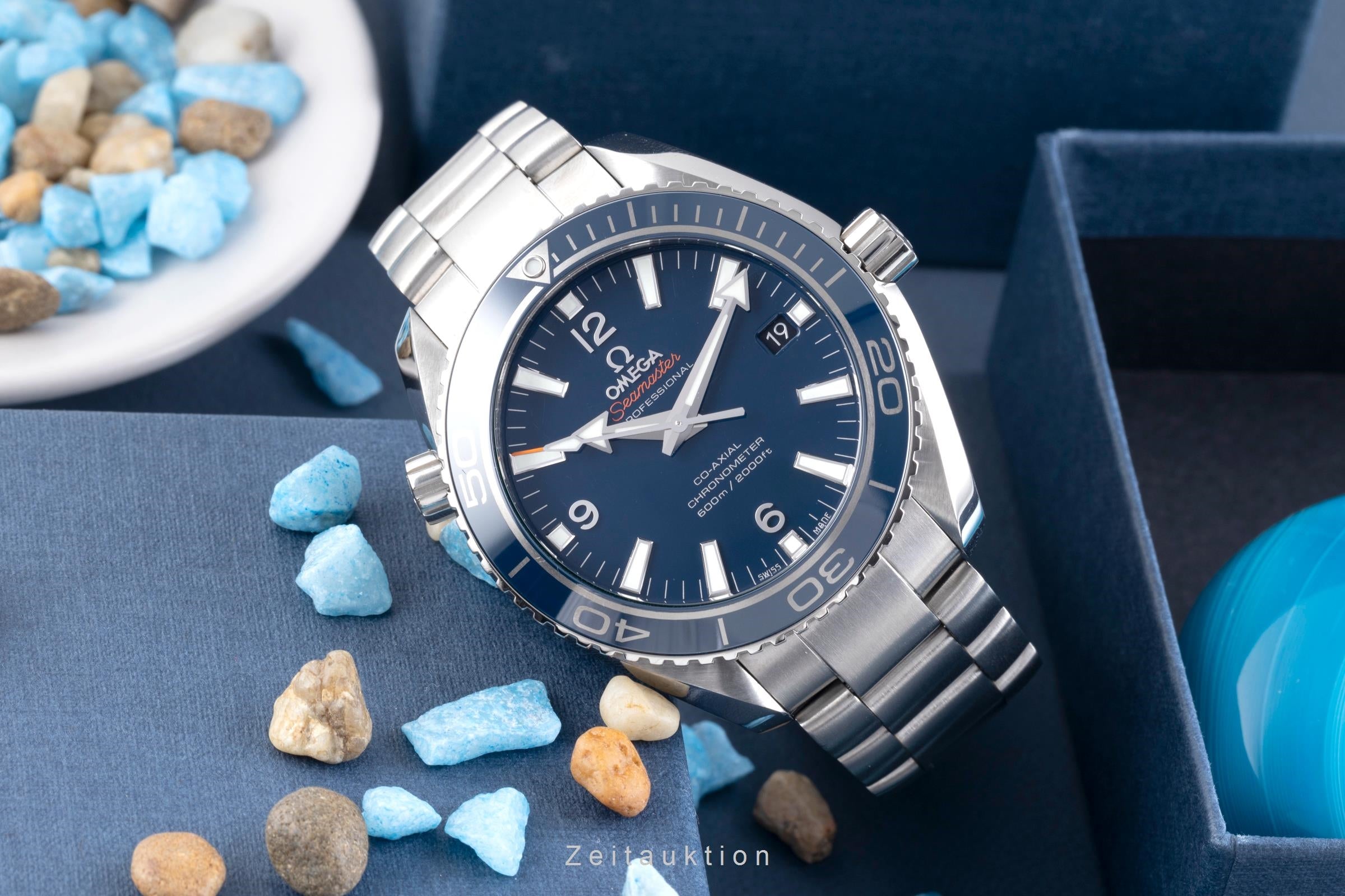 Omega Seamaster titanium automatic Kal. 8500 Ref. 232.90.42.21