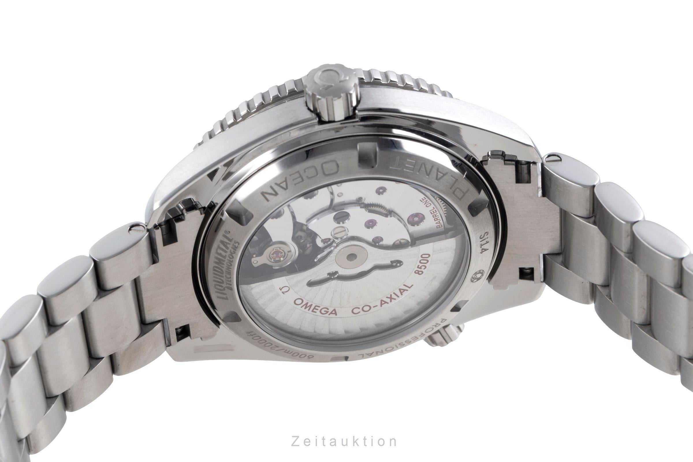 Omega Seamaster titane  automatique montre pour hommes 232.90.42.21.03.001 LP: 10100EUR  [2506987]