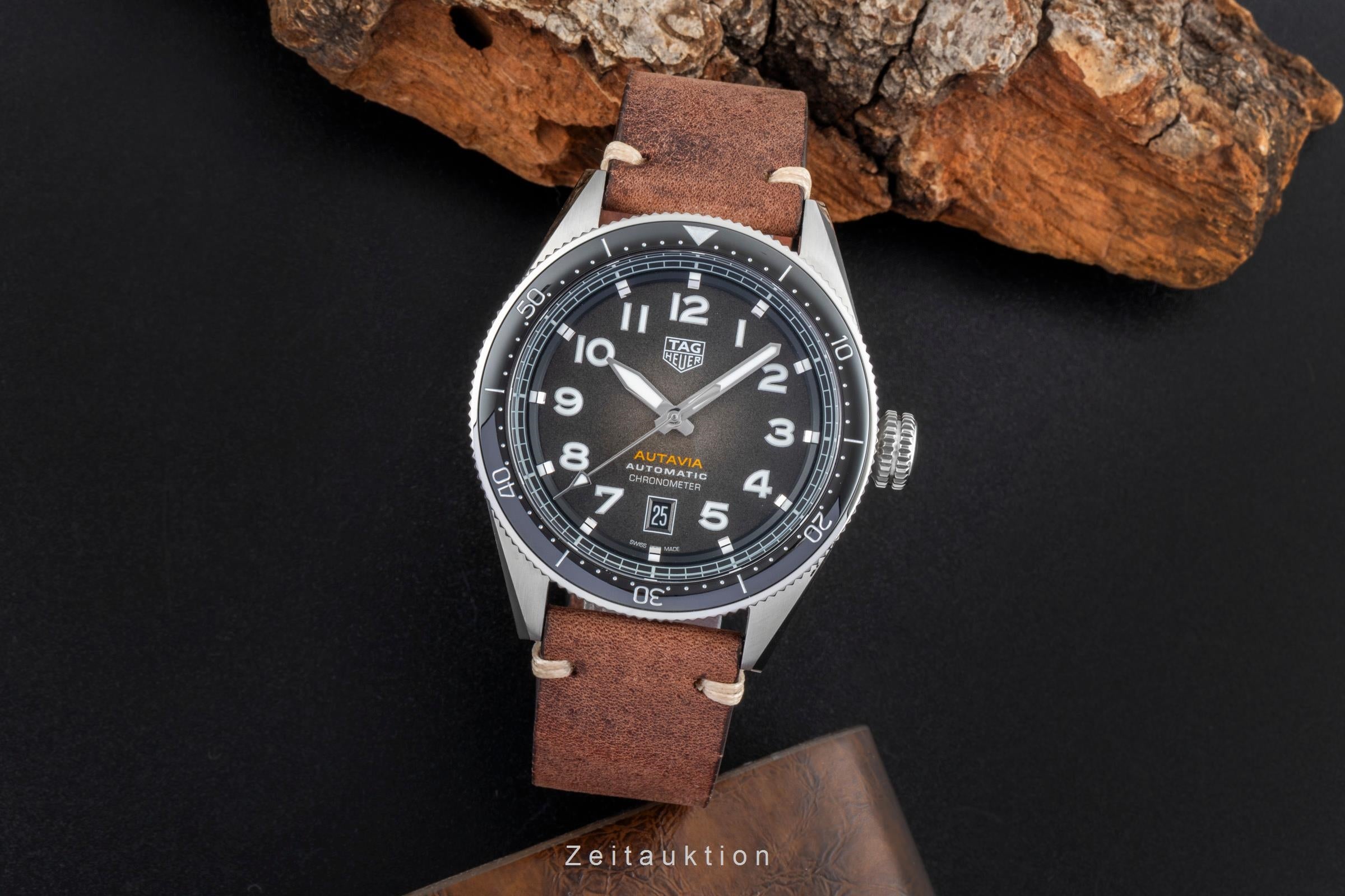 Tag Heuer Autavia Edelstahl Automatik Herrenuhr Ref. WBE5114.FC8266 B&P 2023 [2507027]