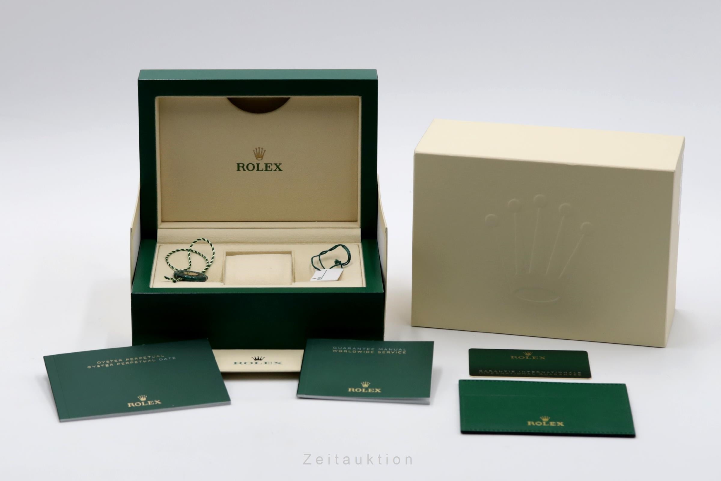 Rolex Oyster Perpetual Black Dial Stahl Automatik Ref. 124300 B&P 2022 [2507071]