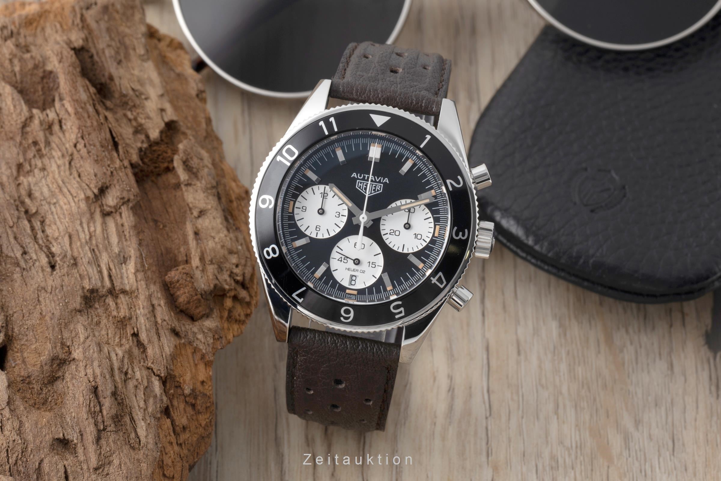 Tag Heuer Autavia chronograph steel automatic Kal. Heuer 02 Ref