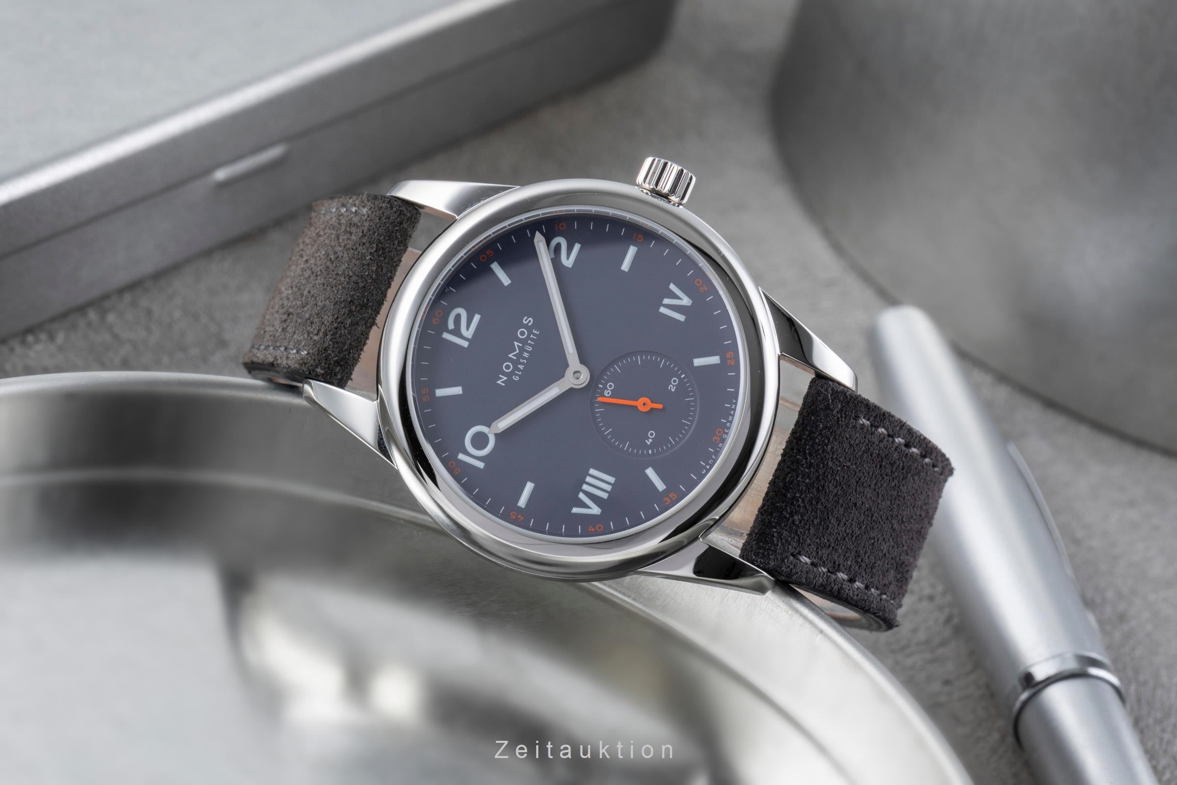 Nomos Club Campus Blue Purple Stahl Handaufzug Ref.713 B&P 2025  [2507153]