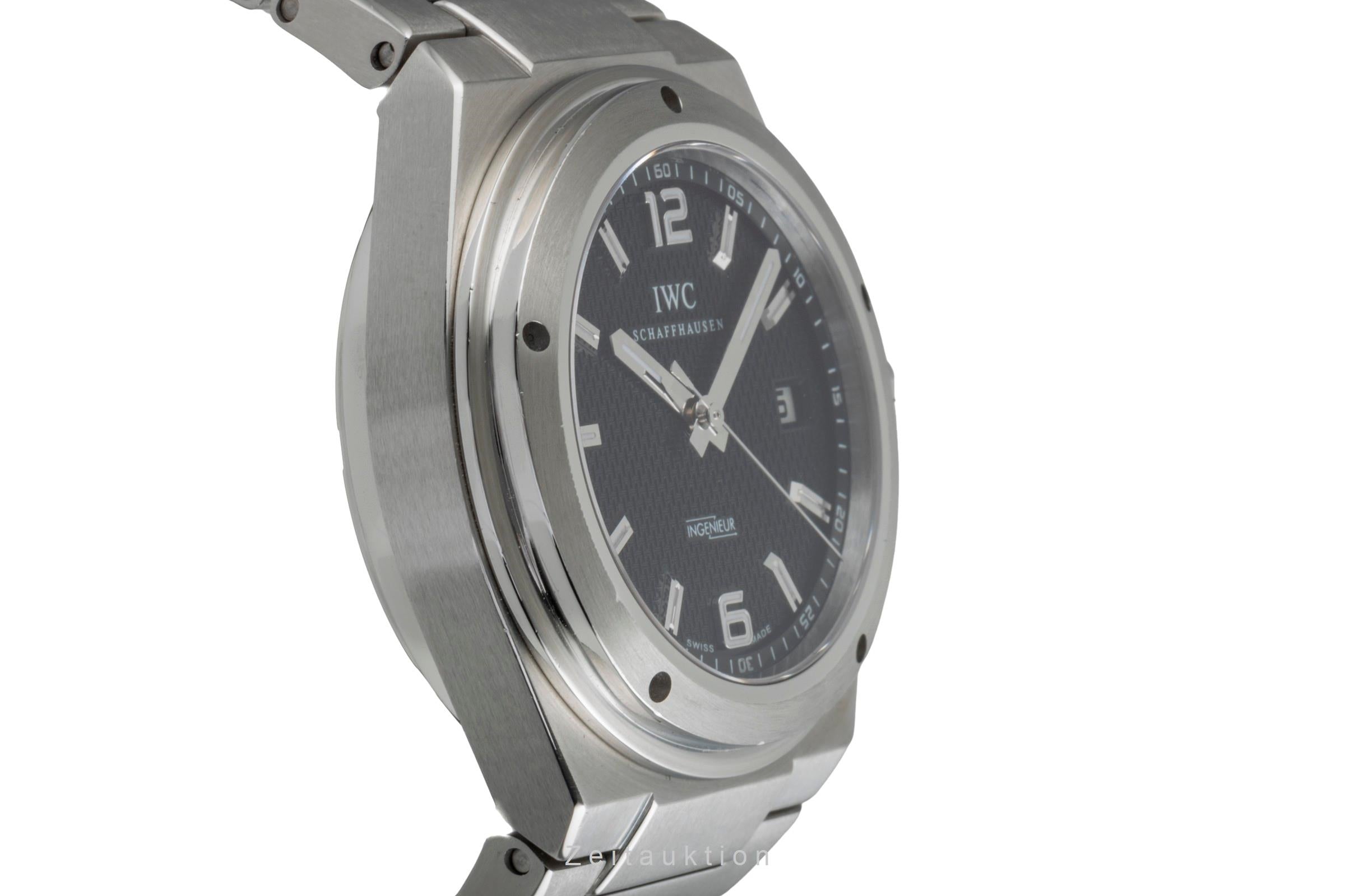 IWC Schaffhausen Ingenieur Automatik Datum Edelstahl Ref. IW322701 VP: 12900,- € [2507214]