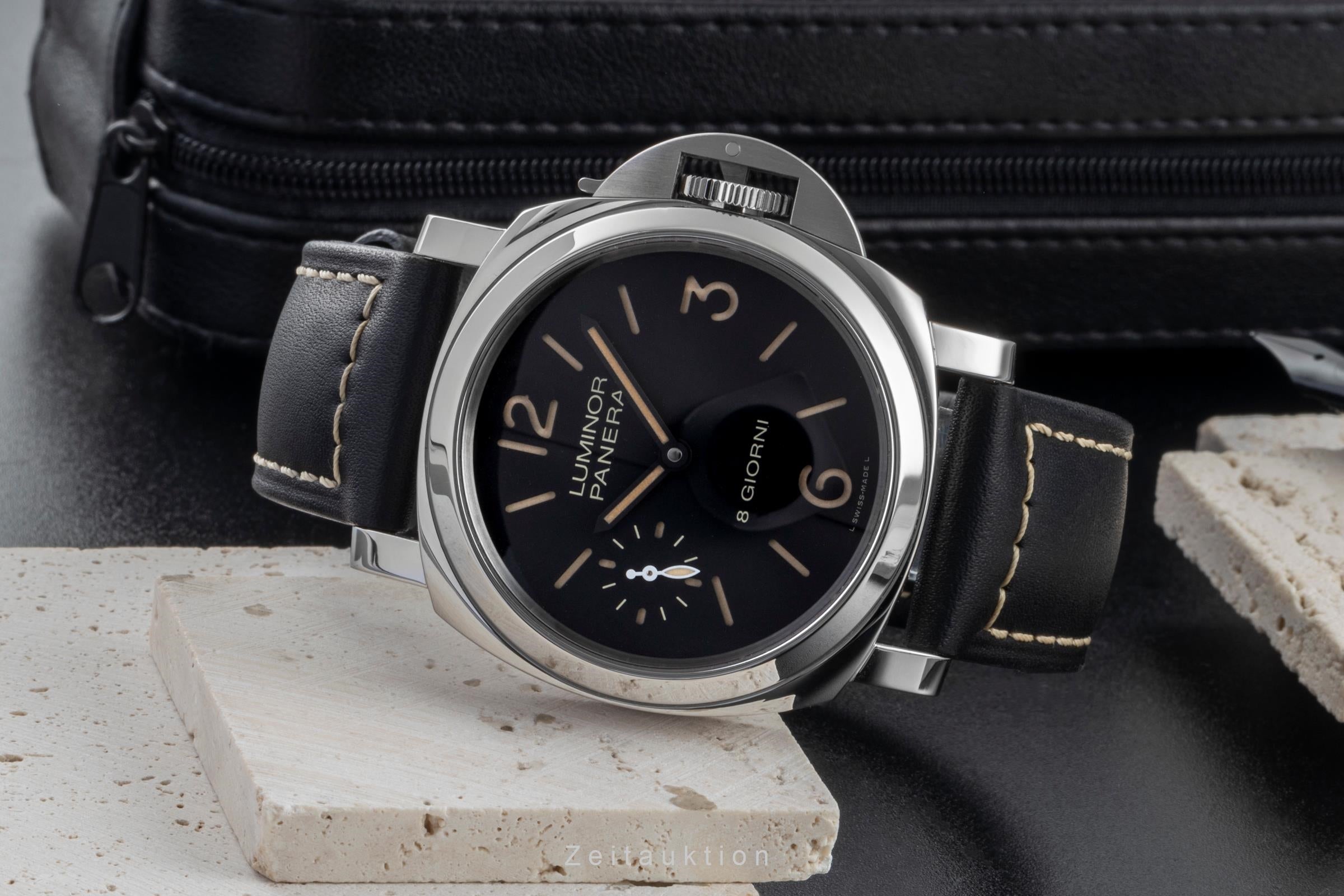 Panerai Luminor Base 8 Days Stahl Handaufzug Herrenuhr Ref. PAM00915 B&P 2023 [2507253]