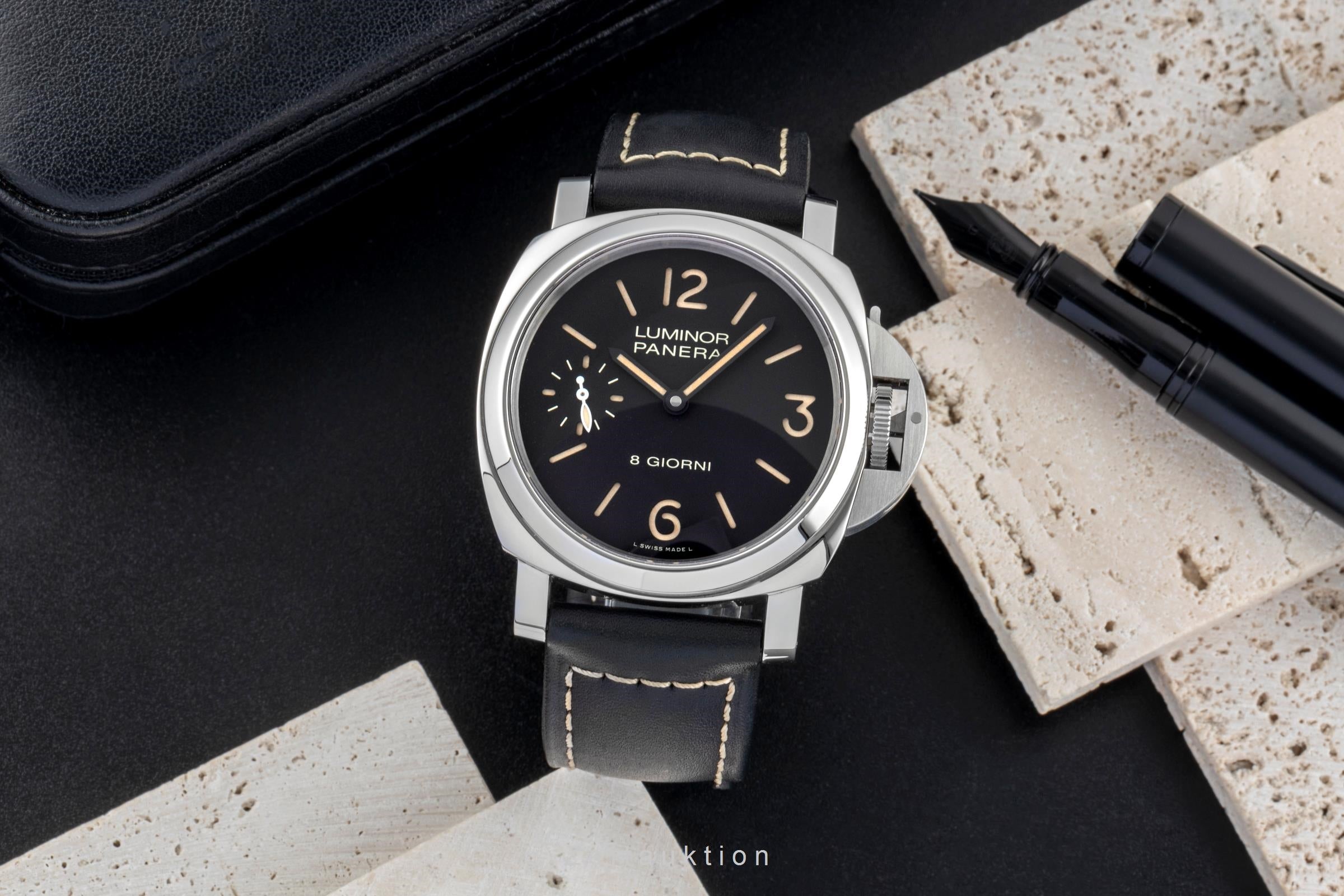 Panerai Luminor Base 8 Days Stahl Handaufzug Herrenuhr Ref. PAM00915 B&P 2023 [2507253]