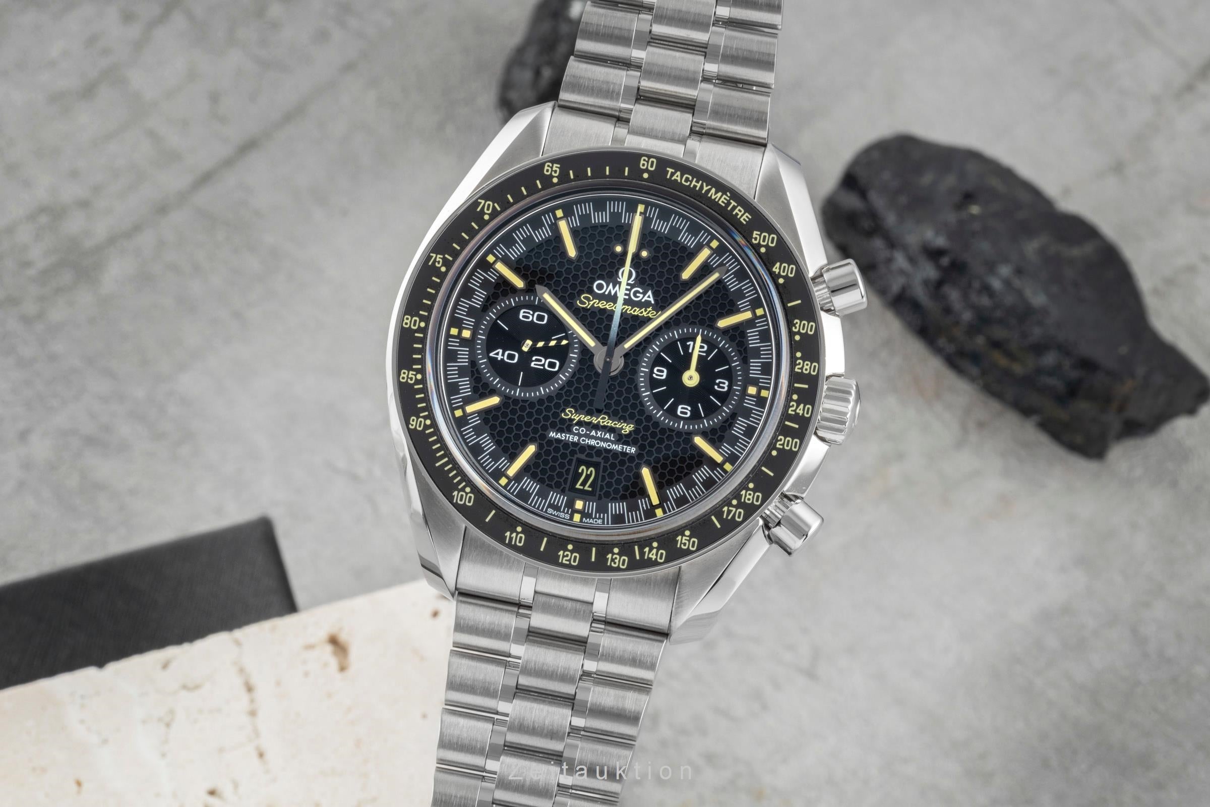OMEGA Speedmaster Automatic 本体 Omega Speedmaster Racing chronograph steel automatic Kal. 9920 Ref