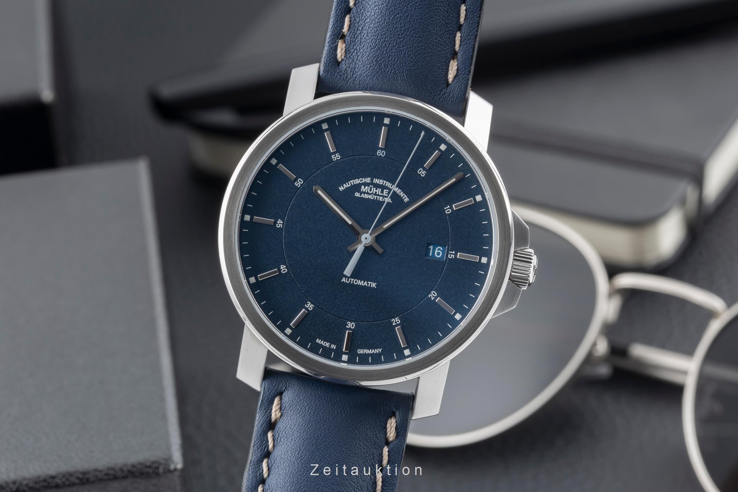 Mühle 29er Stahl Automatik Herrenuhr Ref. M1-25-72-200-LB Box & Papiere 2023 [2507300]