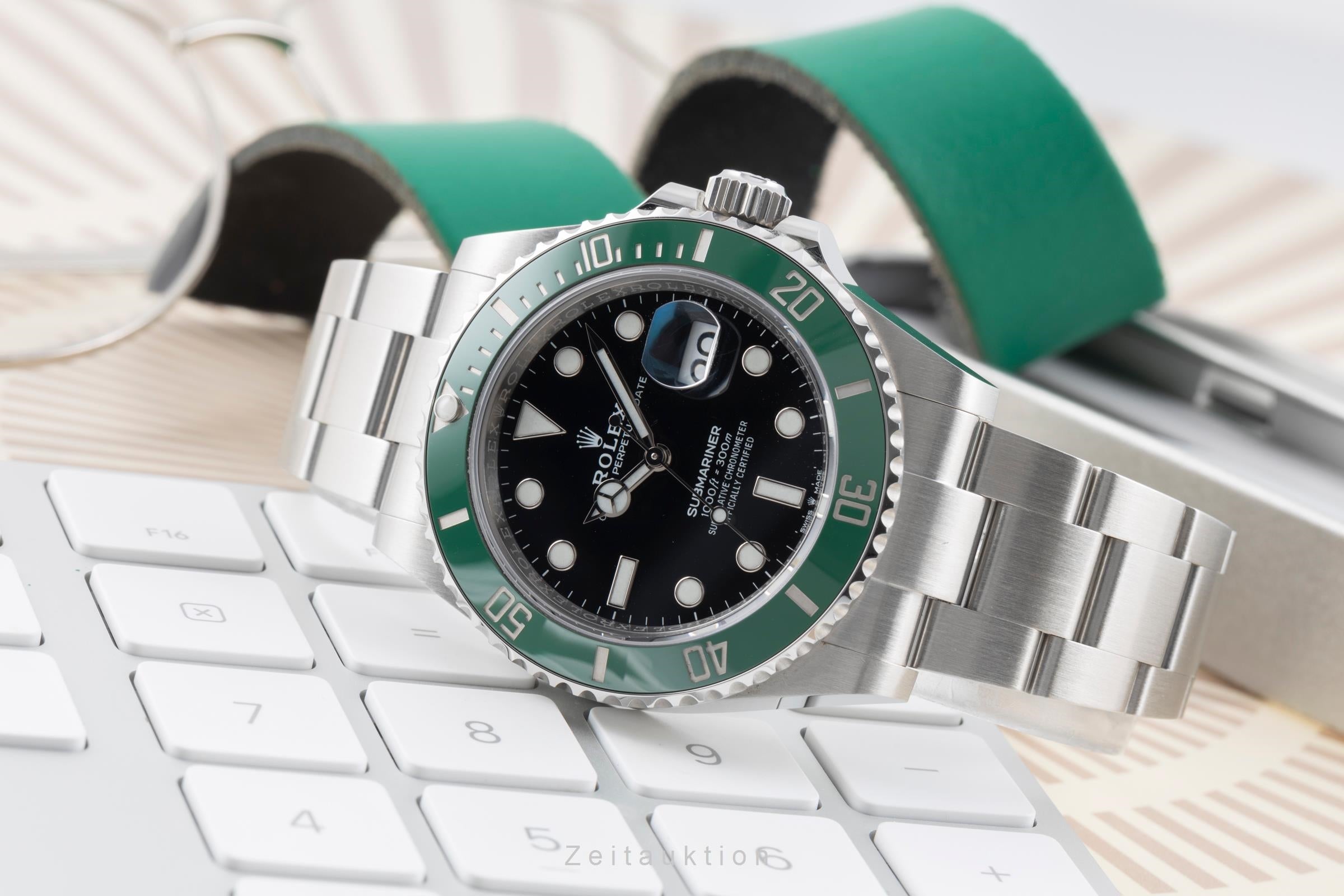 Rolex Submariner steel automatic men's watch 126610LV  [2507332]