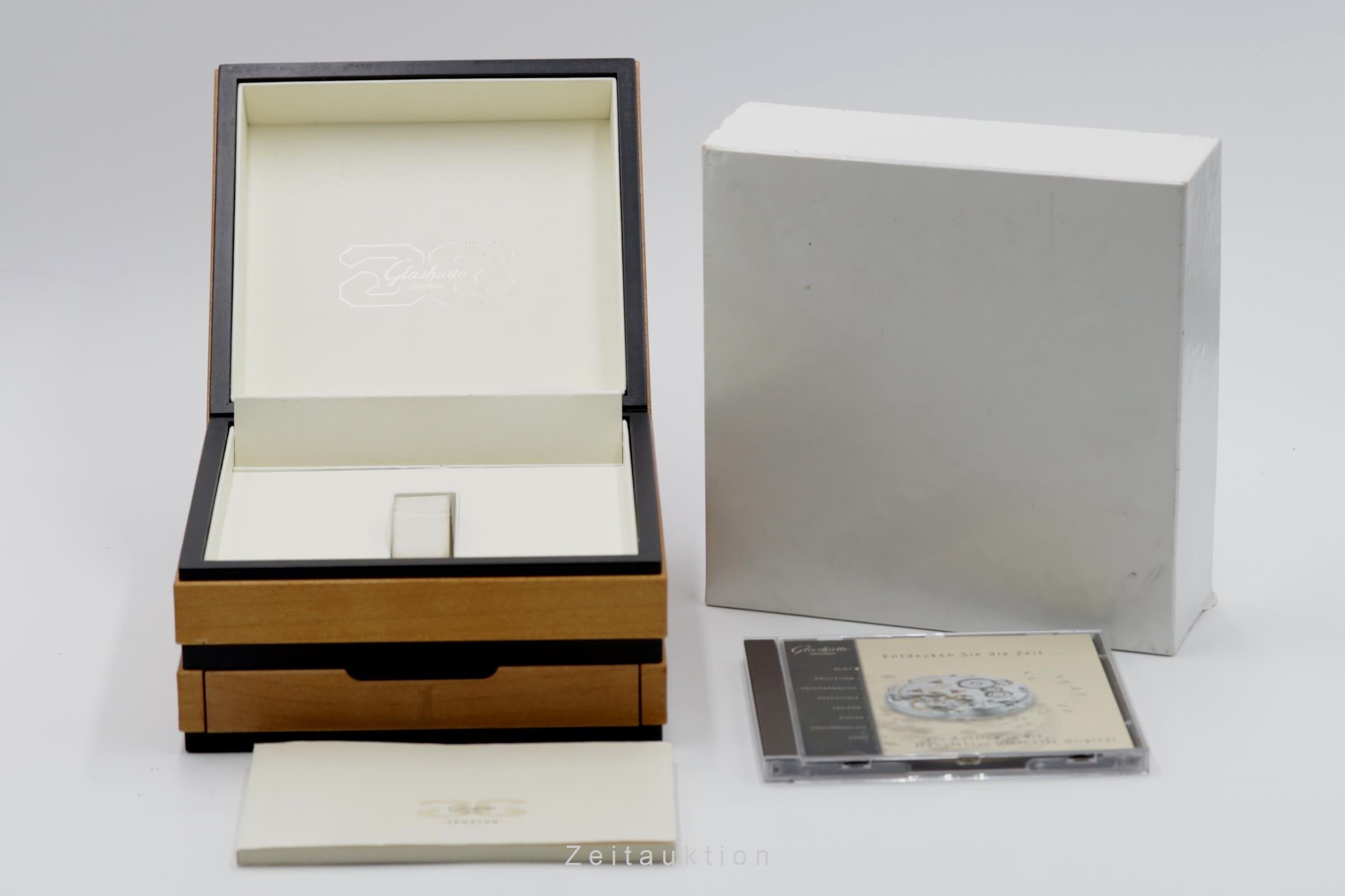 Glashütte Original Senator Karreè Edelstahl Chronograph Ref. 39-32-17-04-04 B&P [2507367]