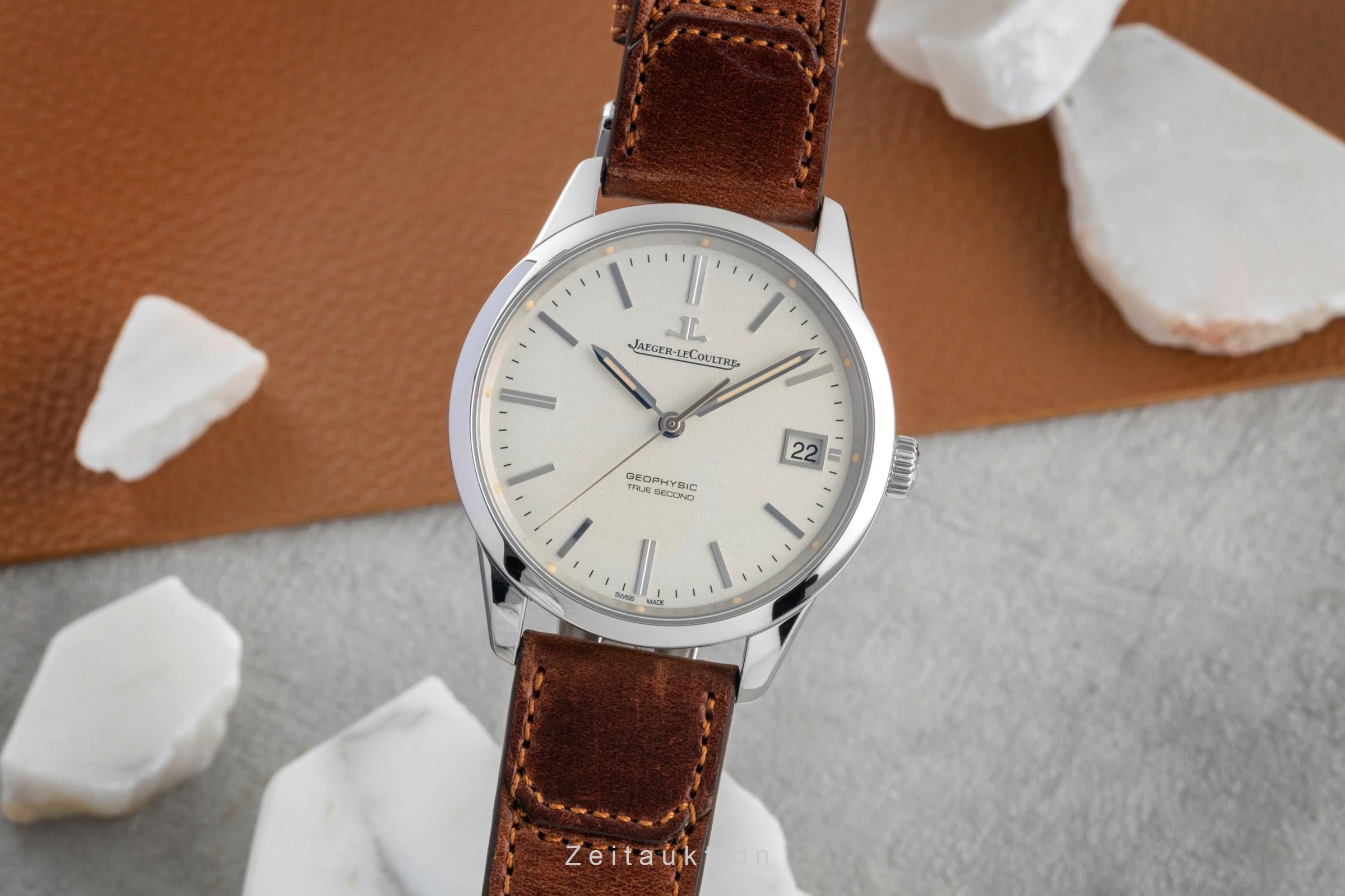 Jaeger LeCoultre Geophysic steel automatic men's watch Q8018420 501.8.T0.S  [2507390]