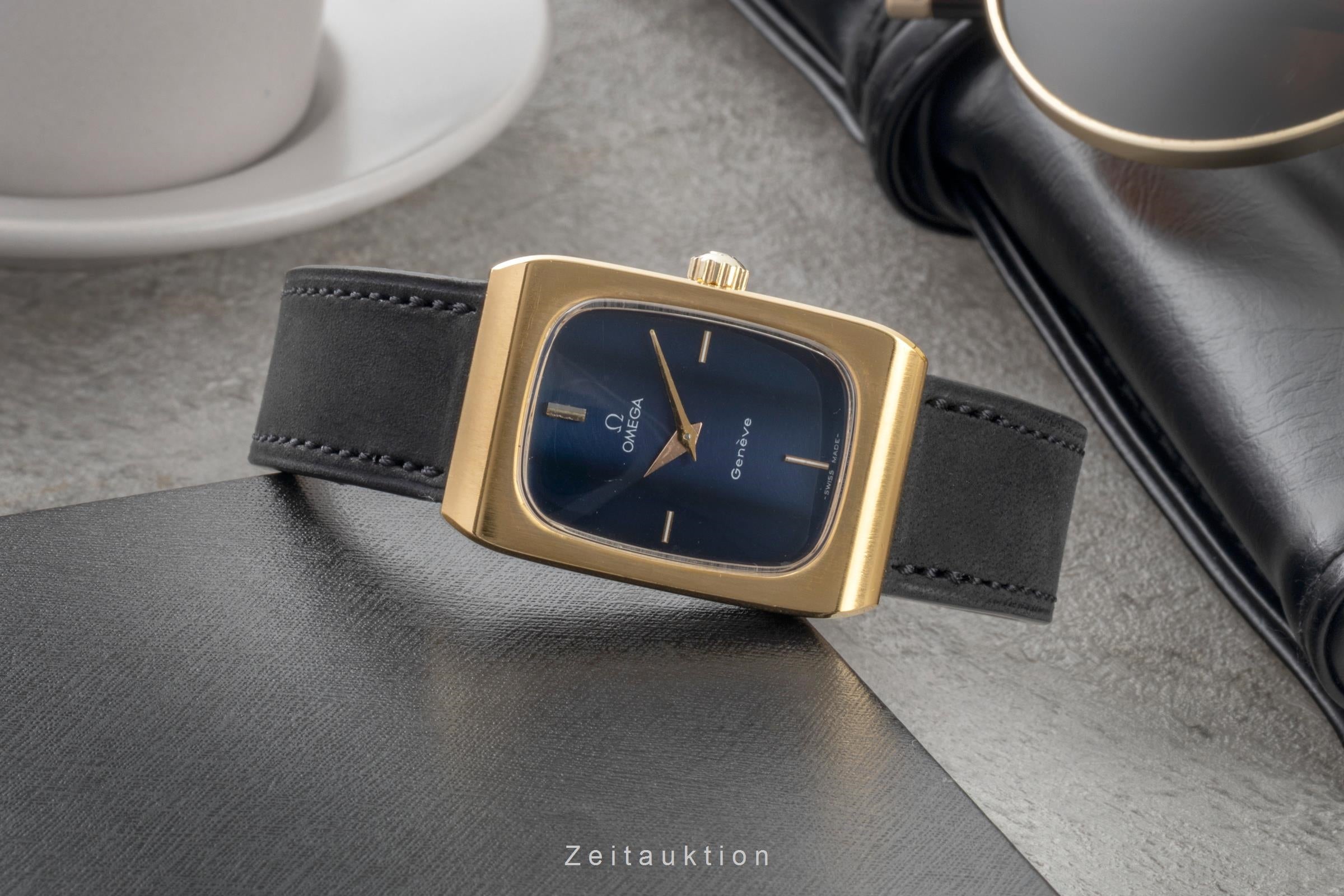 Omega Geneve laiton doré à remontage manuel montre pour hommes 511.0469 Vintage  [2507409]