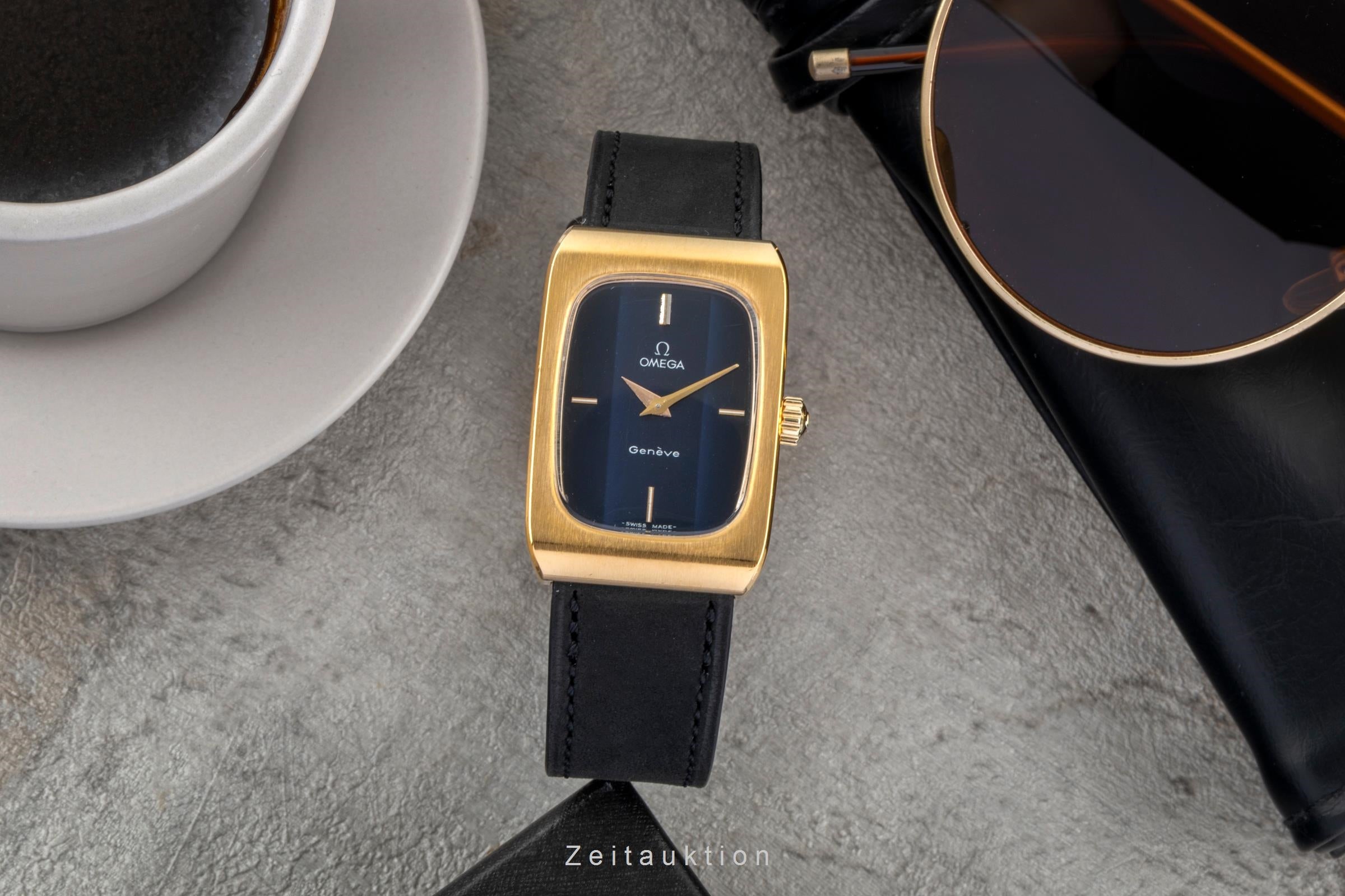 Omega Geneve laiton doré à remontage manuel montre pour hommes 511.0469 Vintage  [2507409]
