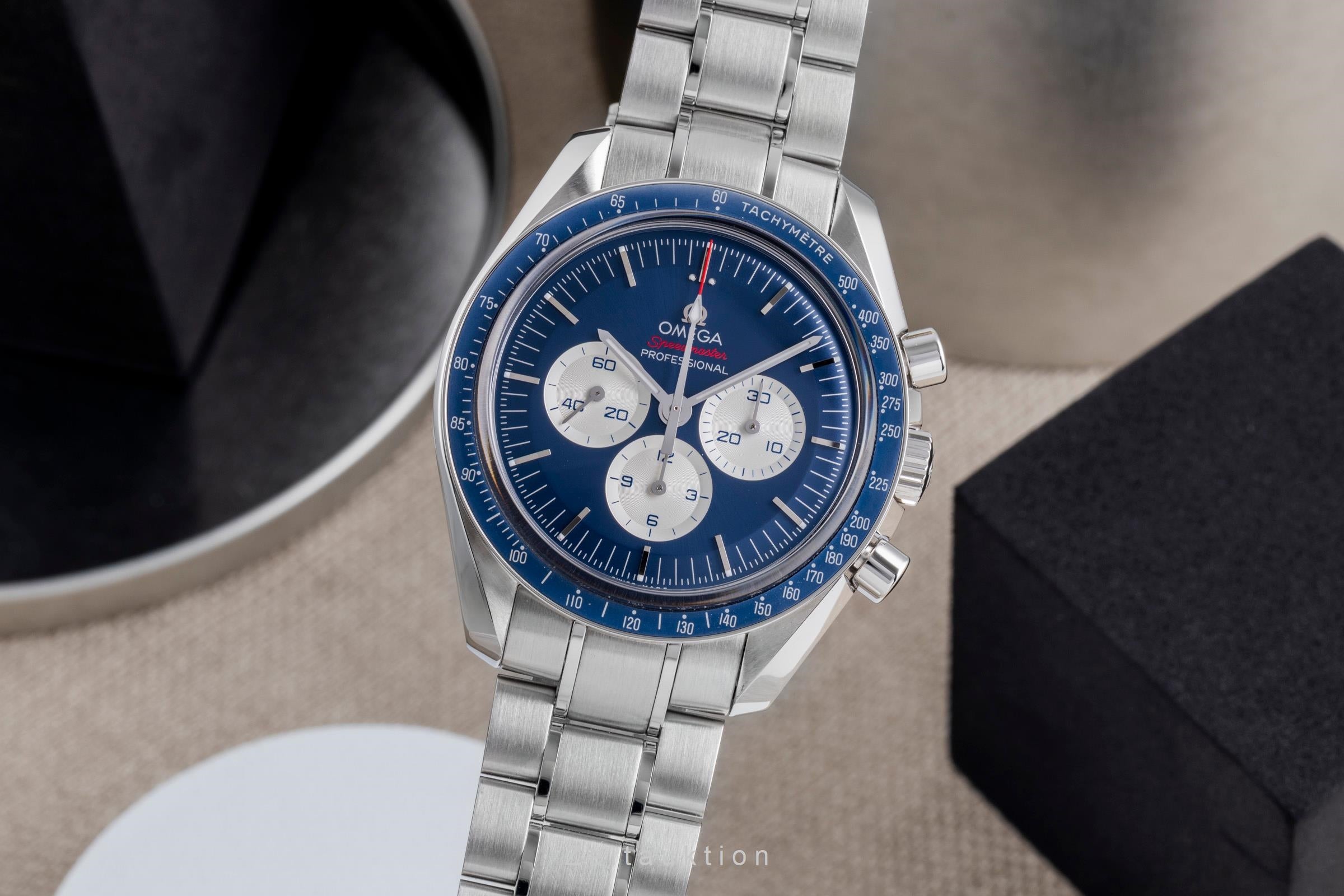 Omega Speedmaster Moonwatch Tokyo 2020 Blue Chronograph Ref. 522.30.42.30.03.001 [2507420]