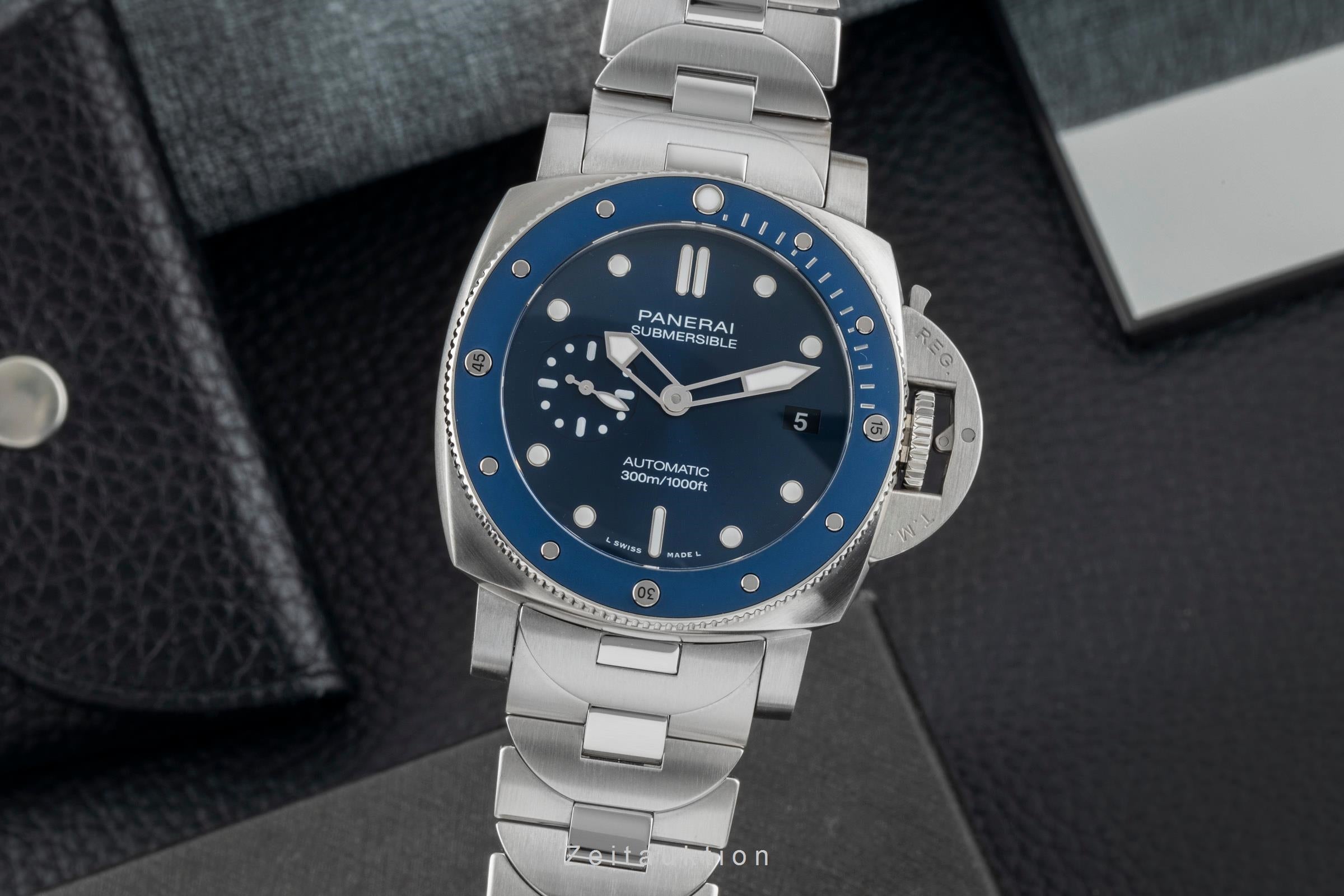 Panerai Submersible steel automatic men's watch PAM02068 LP: 11900EUR  [2507476]