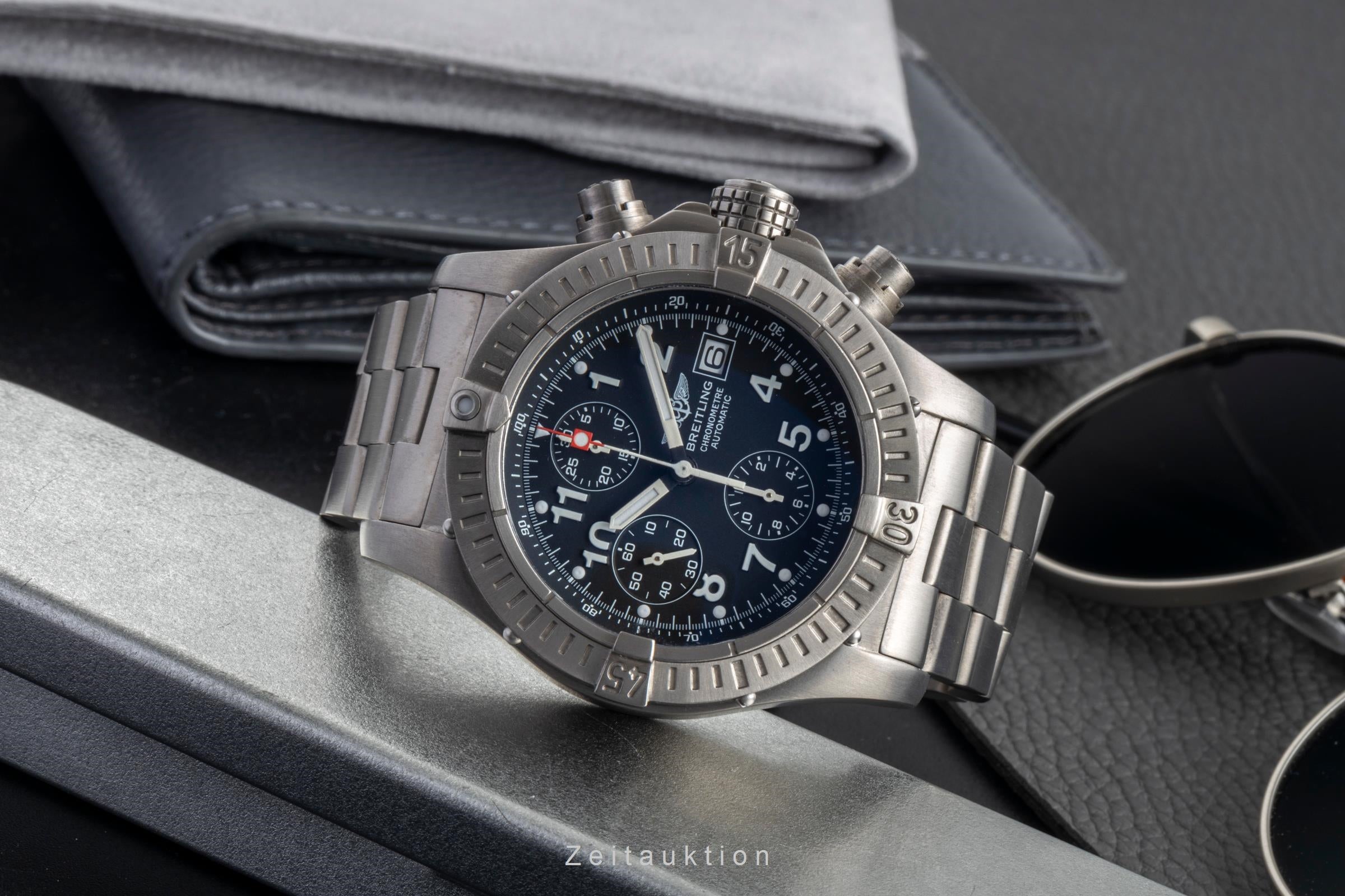 Breitling Avenger chronograph titanium automatic Kal. B13 Ref
