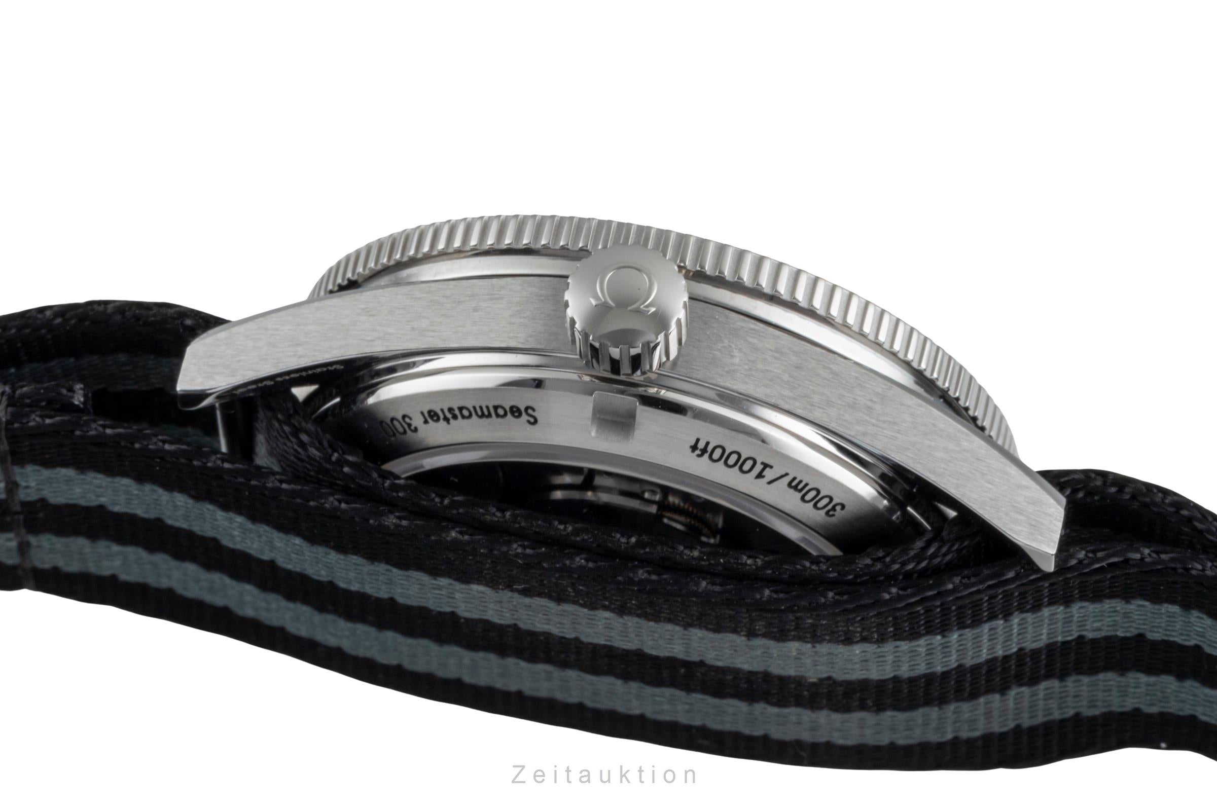 Omega Seamaster steel automatic men's watch 233.30.41.21.01.001 LP: 7700EUR  [2507527]