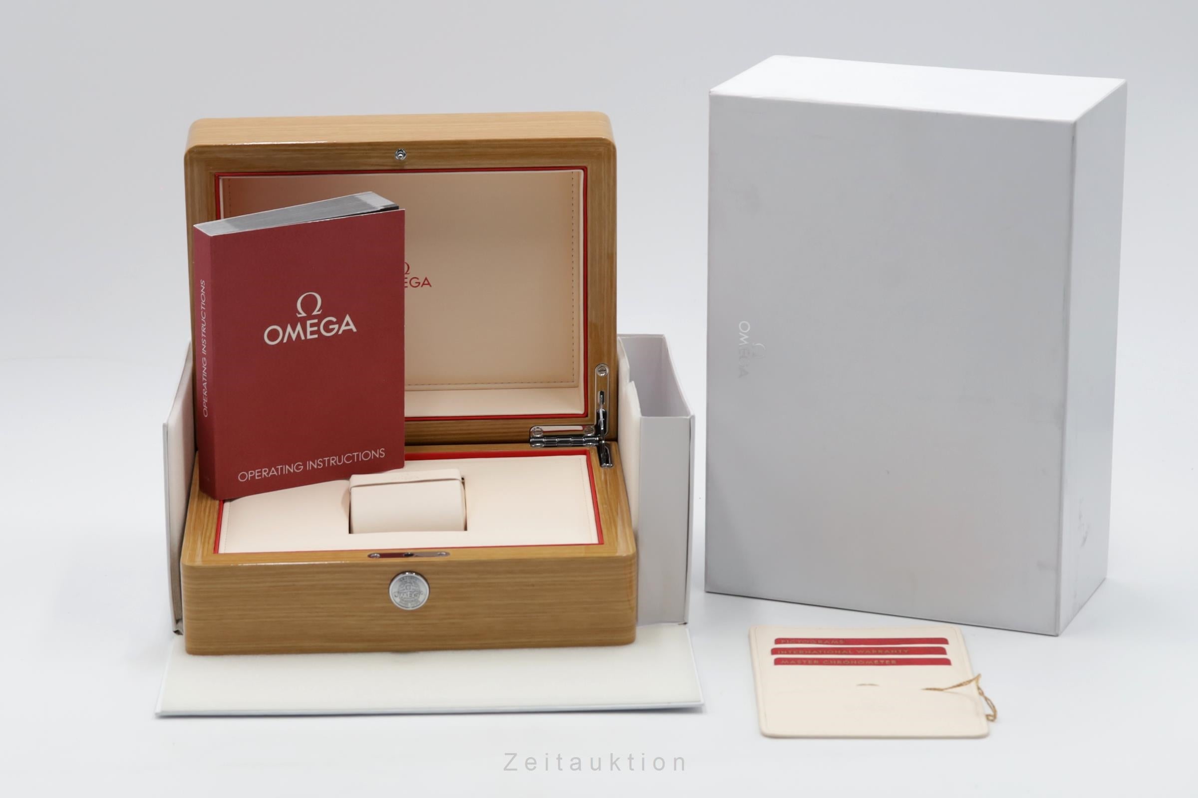 Omega Constellation Globemaster Stahl/Gold Pie Pan Ref. 130.23.39.21.02.001 B&P [2507554]