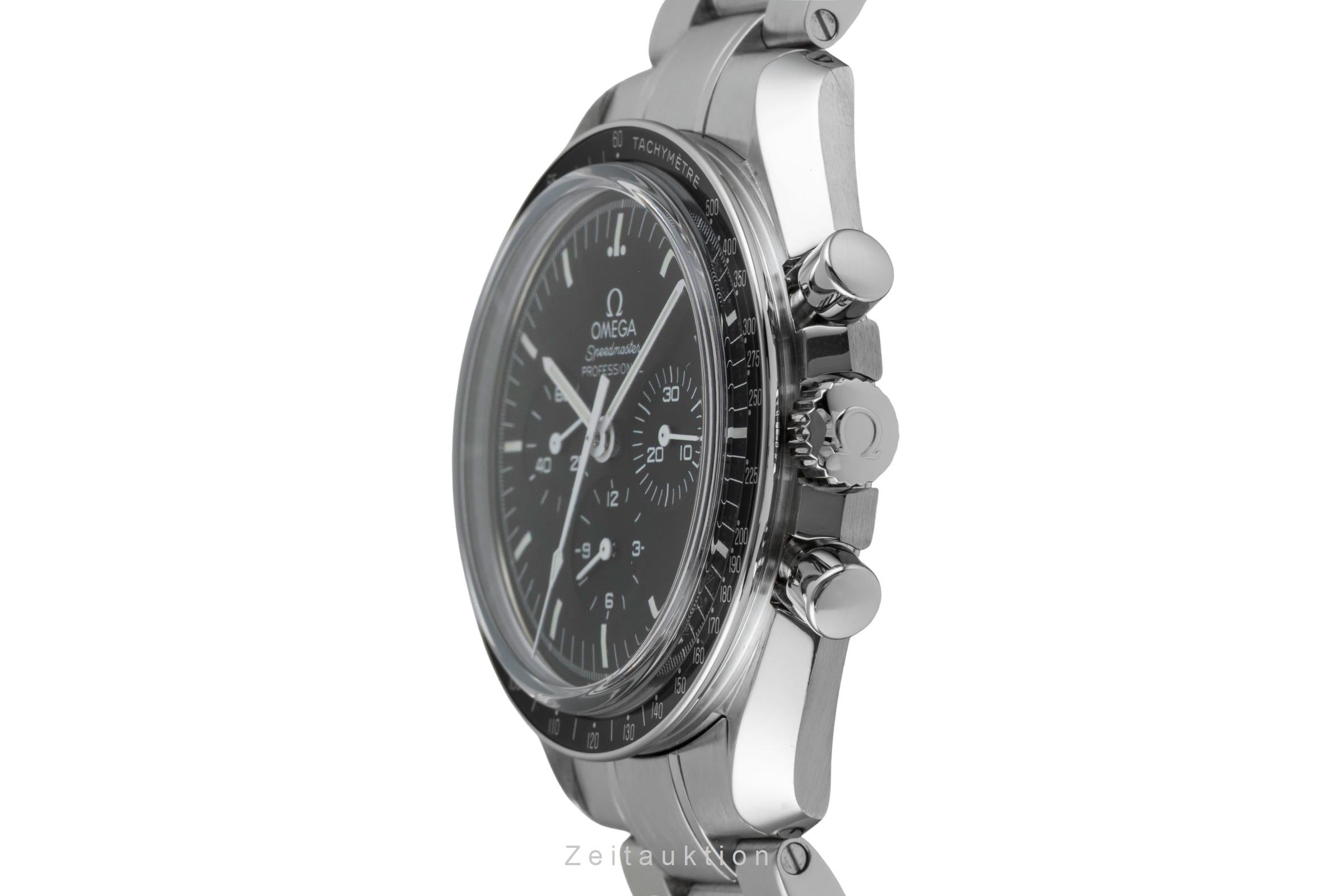 Omega Speedmaster Moonwatch chronograph steel manual winding men's watch 311.30.42.30.01.006  [2600003]