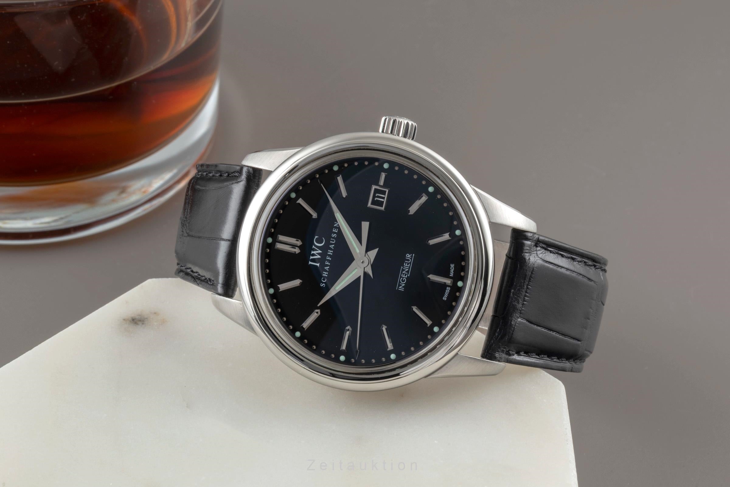 IWC Ingenieur acier automatique montre pour hommes IW323301  [2600012]