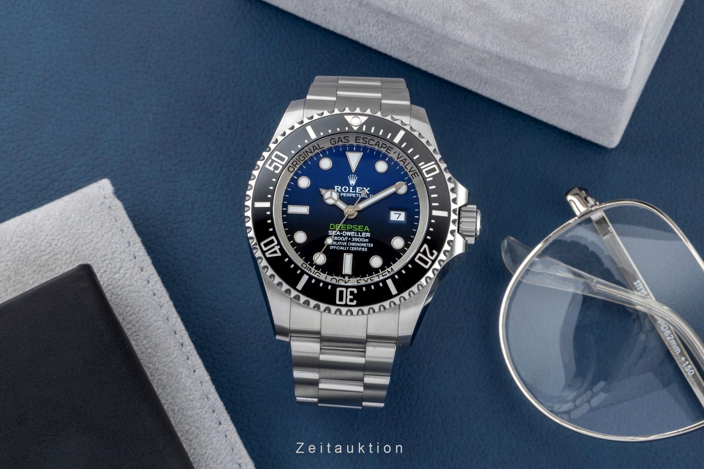 Rolex Sea-Dweller steel automatic men's watch 126660  [2600022]