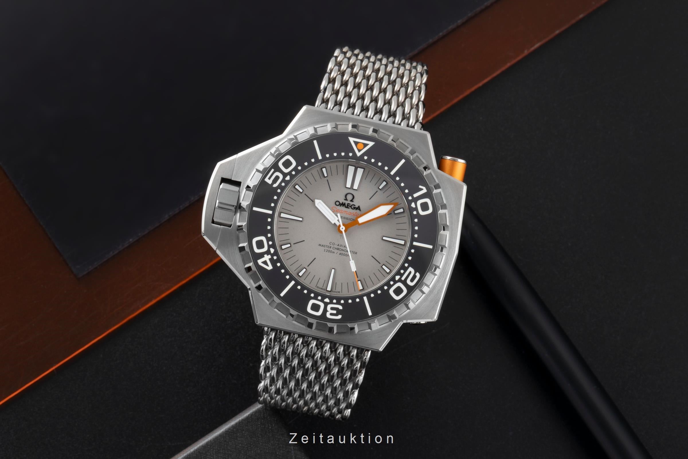 Omega Seamaster titanium automatic men's watch 227.90.55.21.99.001  [2600049]