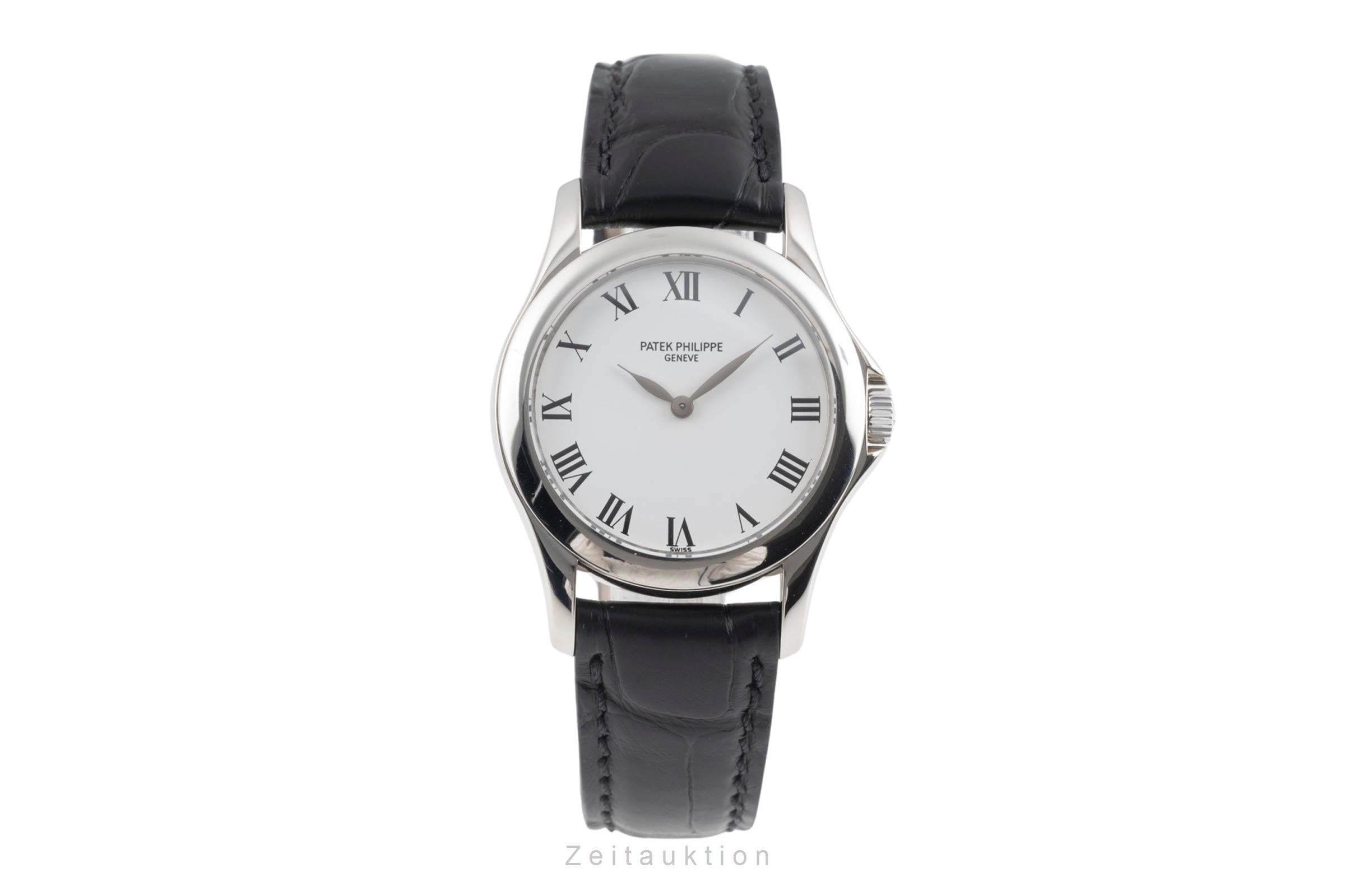 Patek Philippe Calatrava or blanc 18 ct à remontage manuel montre pour femmes 4905  [2600110]