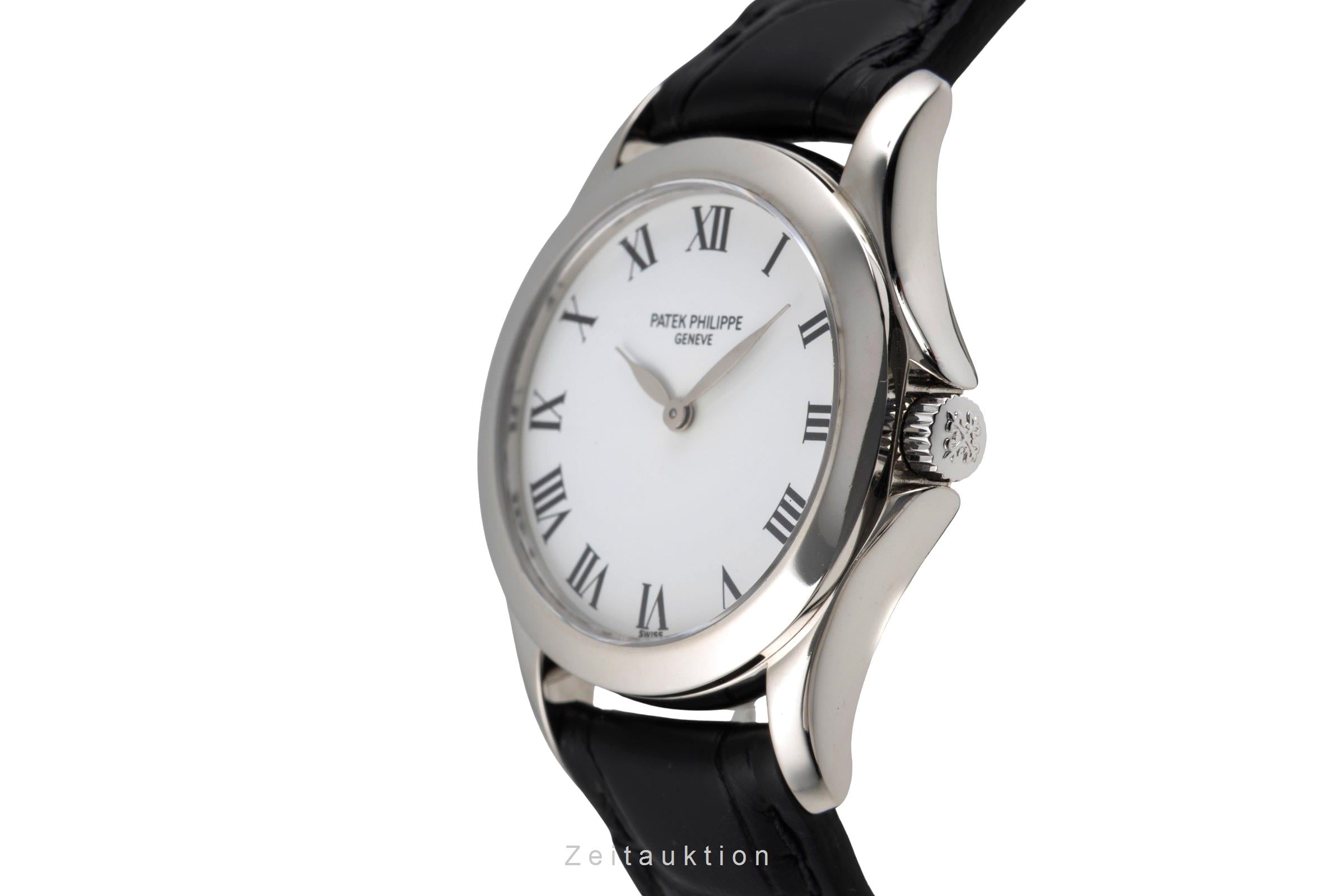Patek Philippe Calatrava or blanc 18 ct à remontage manuel montre pour femmes 4905  [2600110]