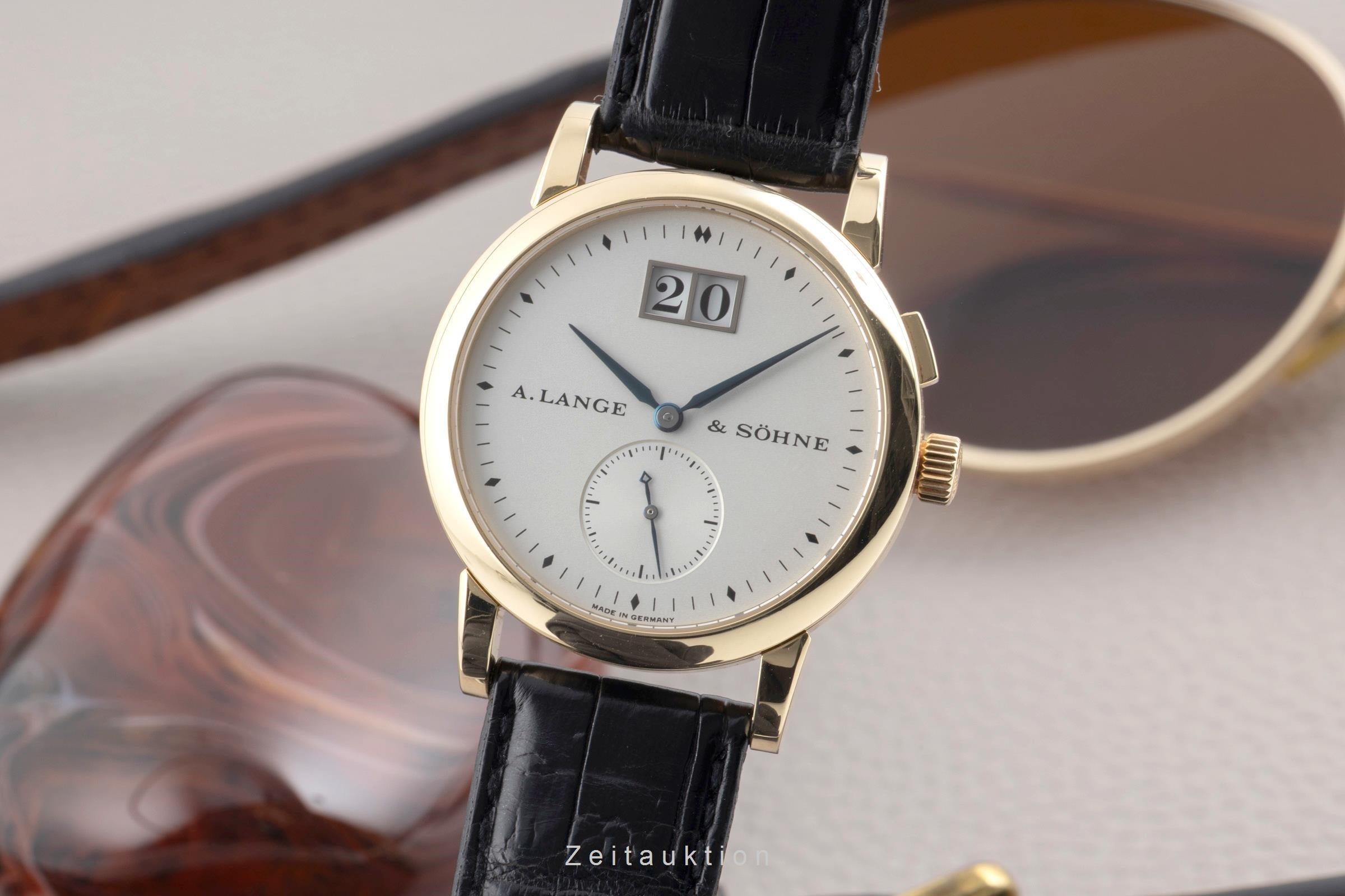 A. Lange & Söhne Saxonia 18 ct gold manual winding Kal. L941.3 Ref