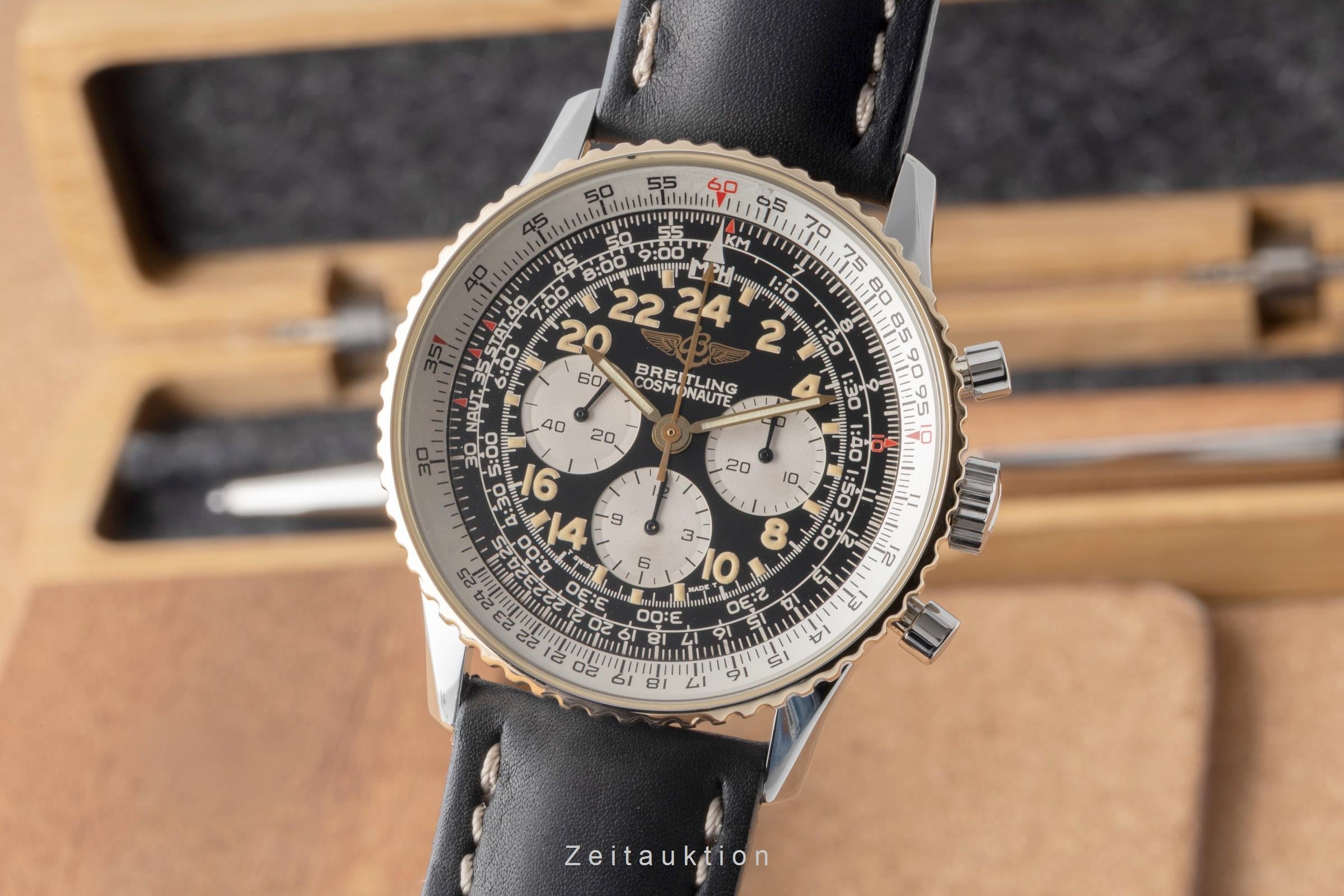 Breitling Navitimer Cosmonaute chronographe acier / or  à remontage manuel montre pour hommes B12019  [2600116]