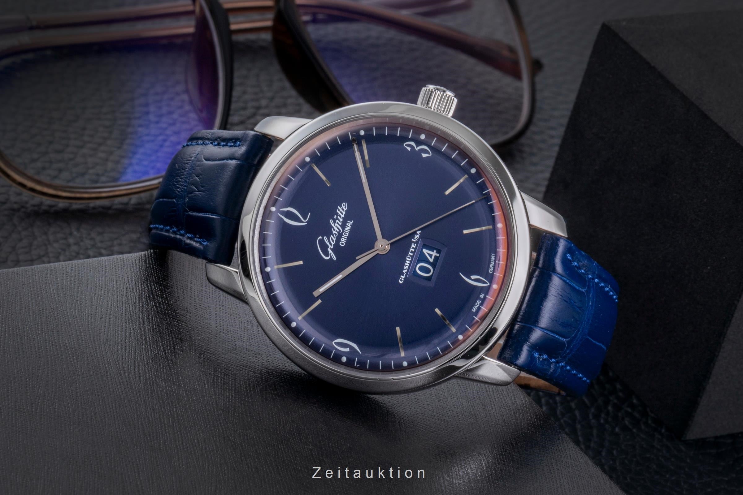 Glashütte Senator Sixties Panoramadatum Automatik Stahl Ref 2-39-47-06-02-04 B&P [2600122]