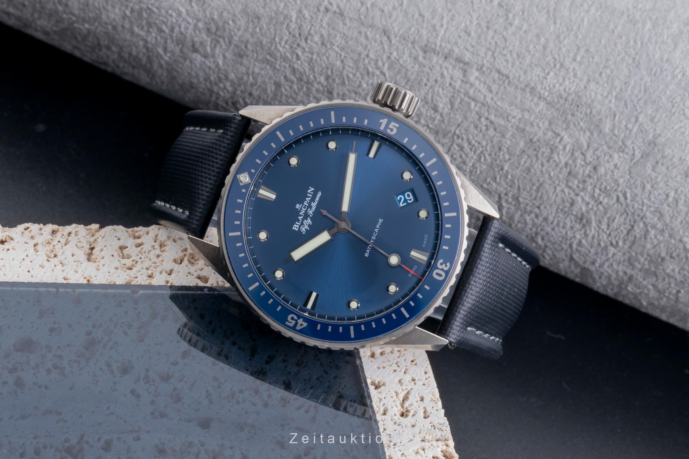 Blancpain Fifty Fathoms Bathyscaphe Blue Keramik 5000-0240-O52A B&P NP 14700,- € [2600154]