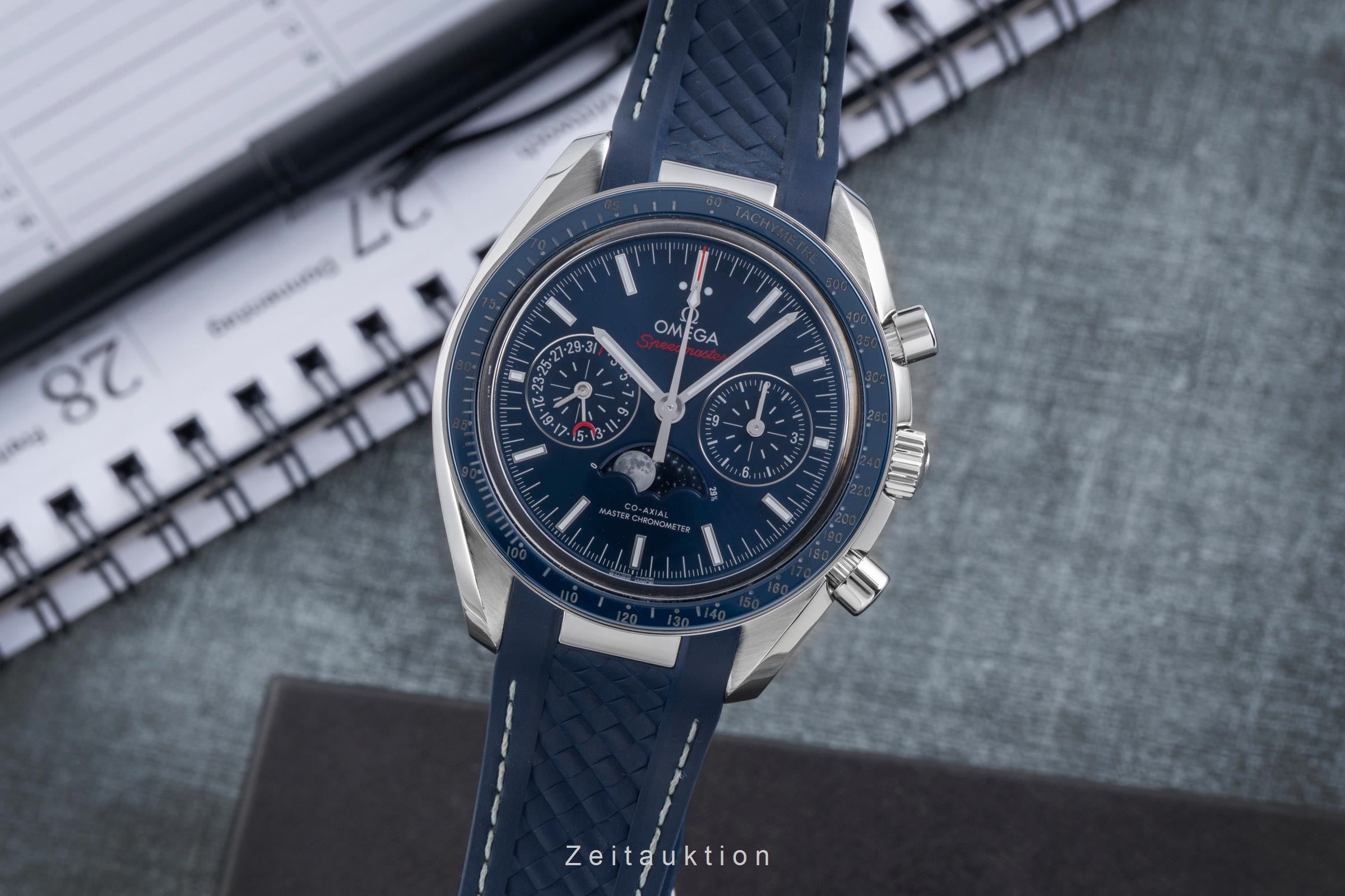 Omega Speedmaster Mondphase Chronograph Co-Axial 304.33.44.52.03.001 B&P  [2600166]