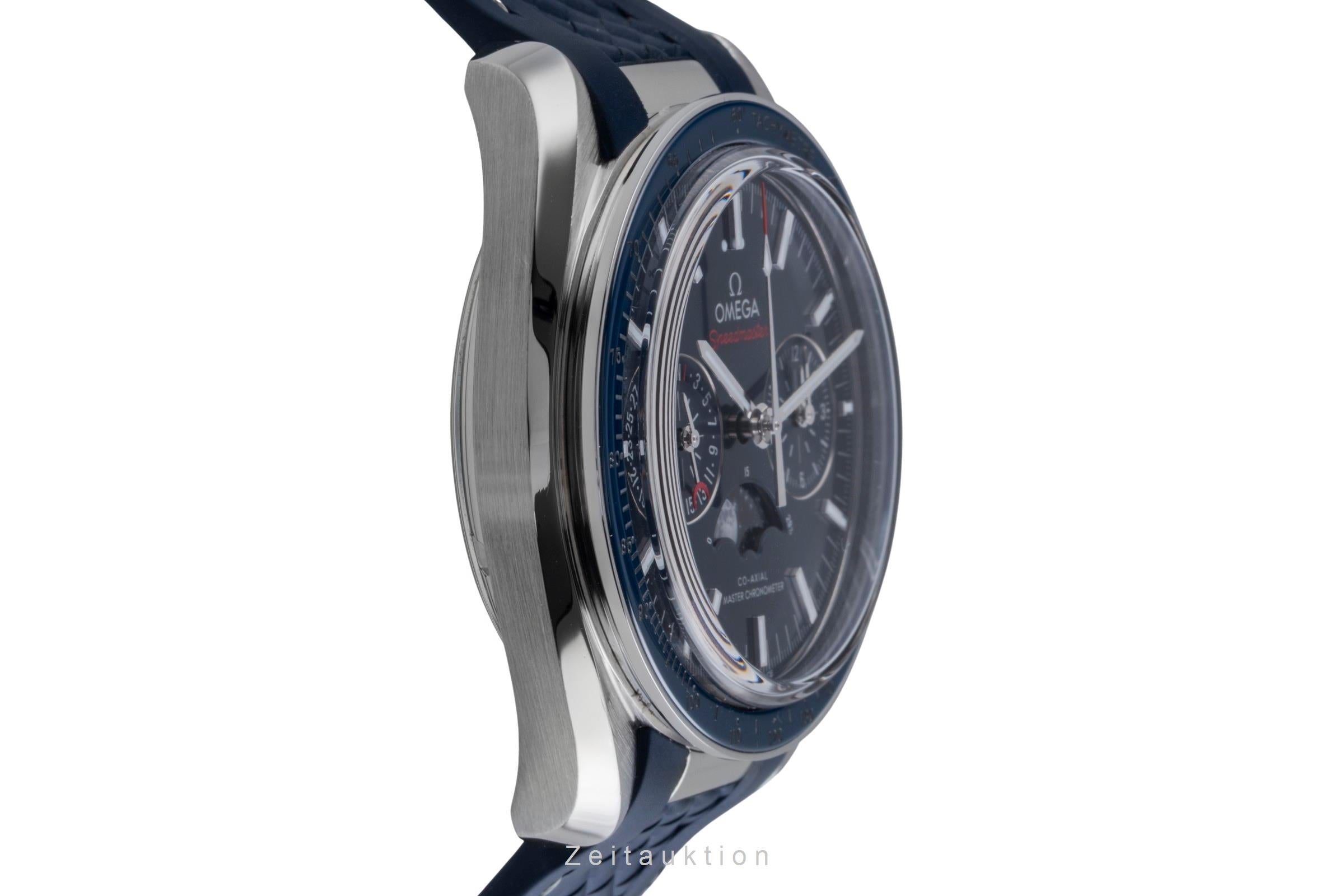 Omega Speedmaster chronograph steel automatic men's watch 304.33.44.52.03.001 LP: 12200EUR  [2600166]