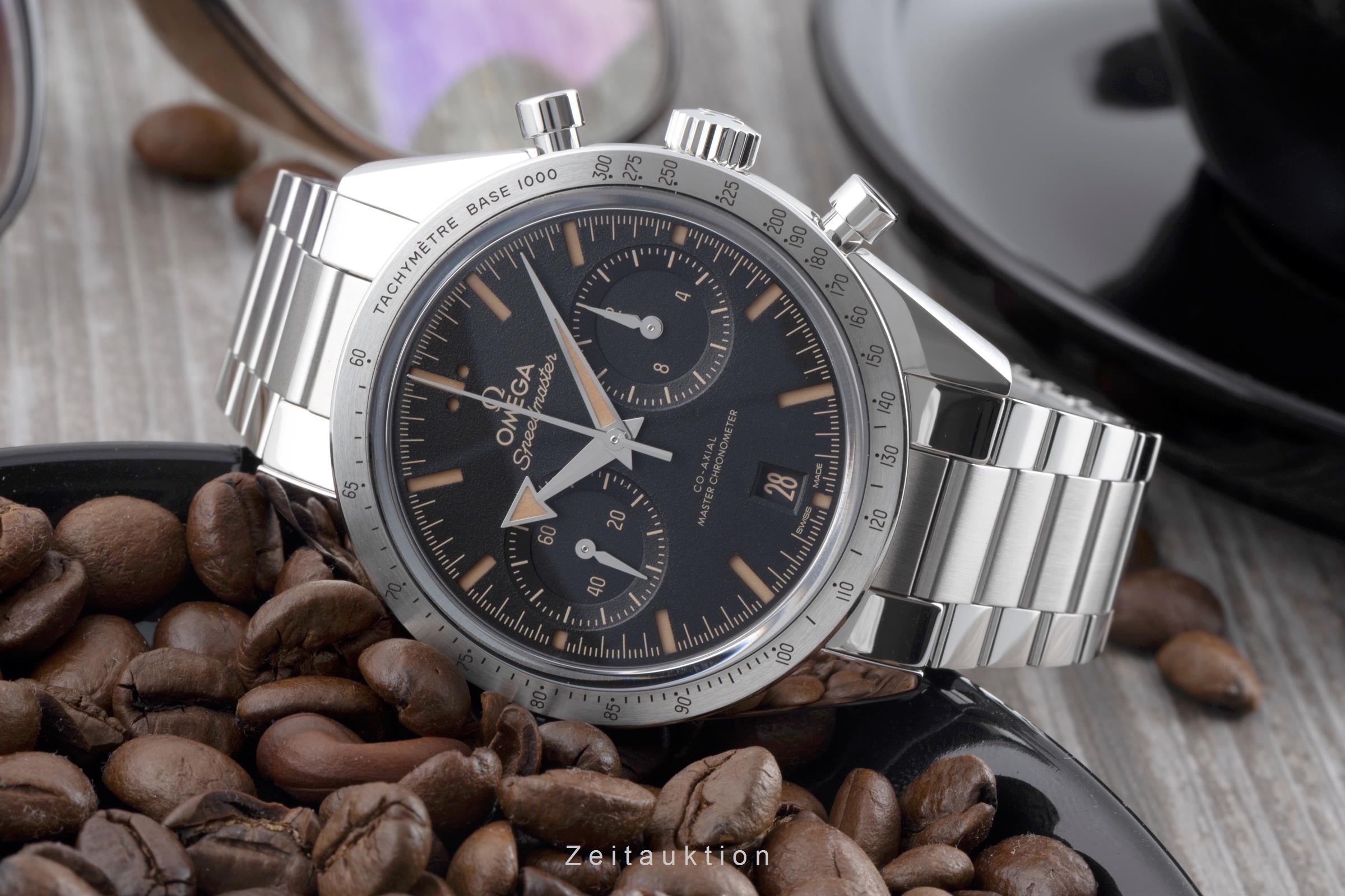 Omega Speedmaster chronograph steel manual winding Kal. 9906 Ref