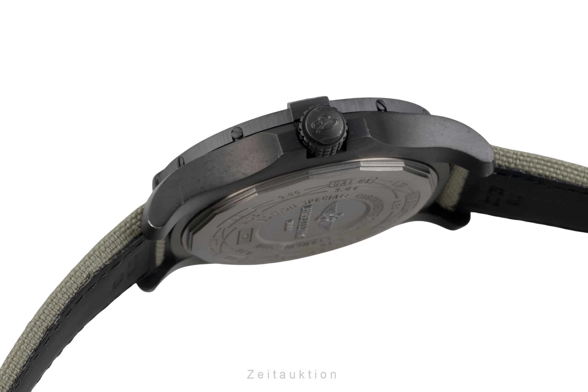 Breitling Avenger Blackbird 44 Titan Automatik Herrenuhr Ref. V17311 B&P 2019 [2600201]