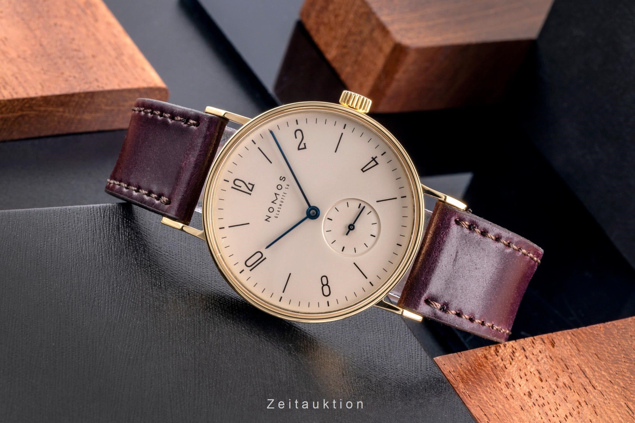 Nomos Tangente oro de 18 quilates cuerda manual unisex Tangente Gold  [2600223]