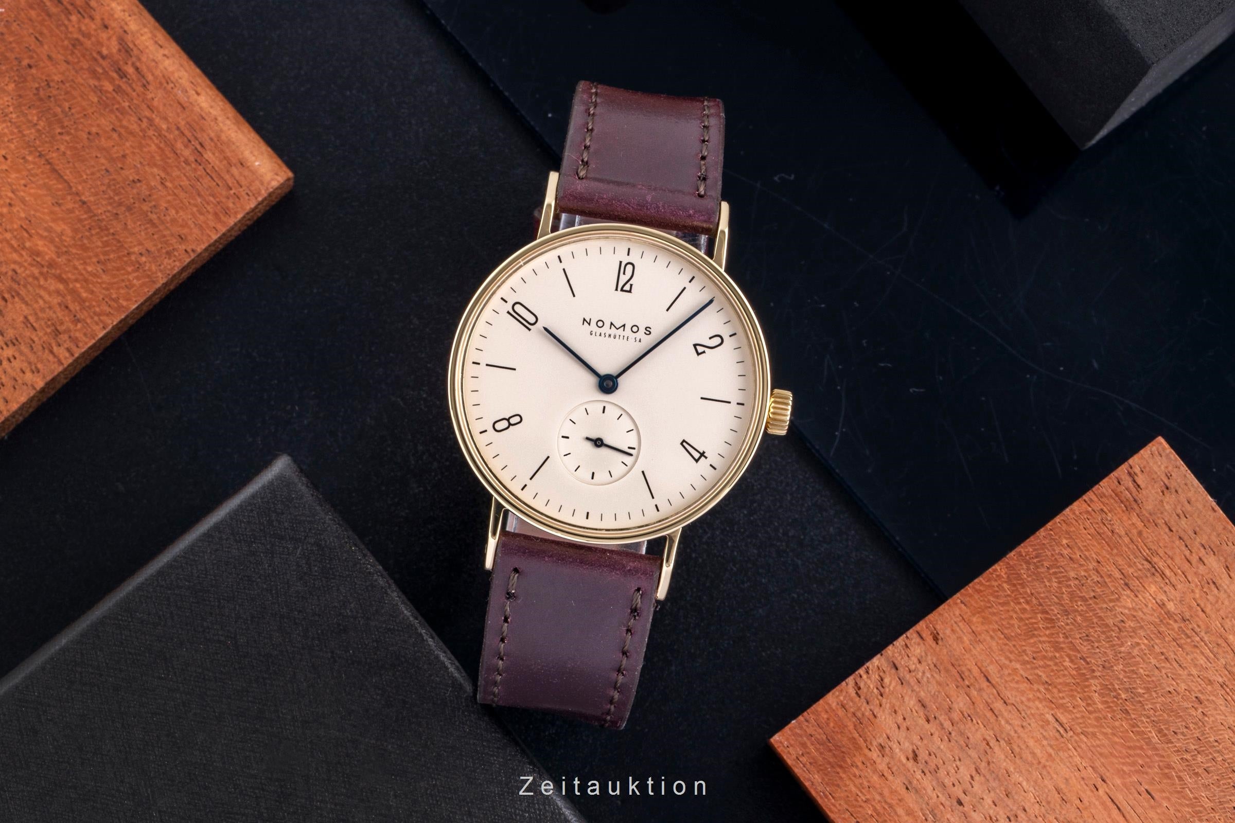 Nomos Tangente oro de 18 quilates cuerda manual unisex Tangente Gold  [2600223]