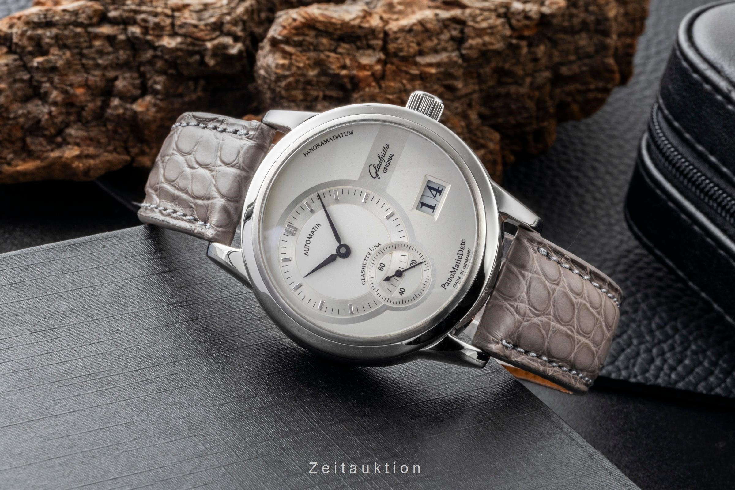 Glashütte PanoMaticDate acier automatique montre pour hommes 90-01-02-02-04  [2600288]