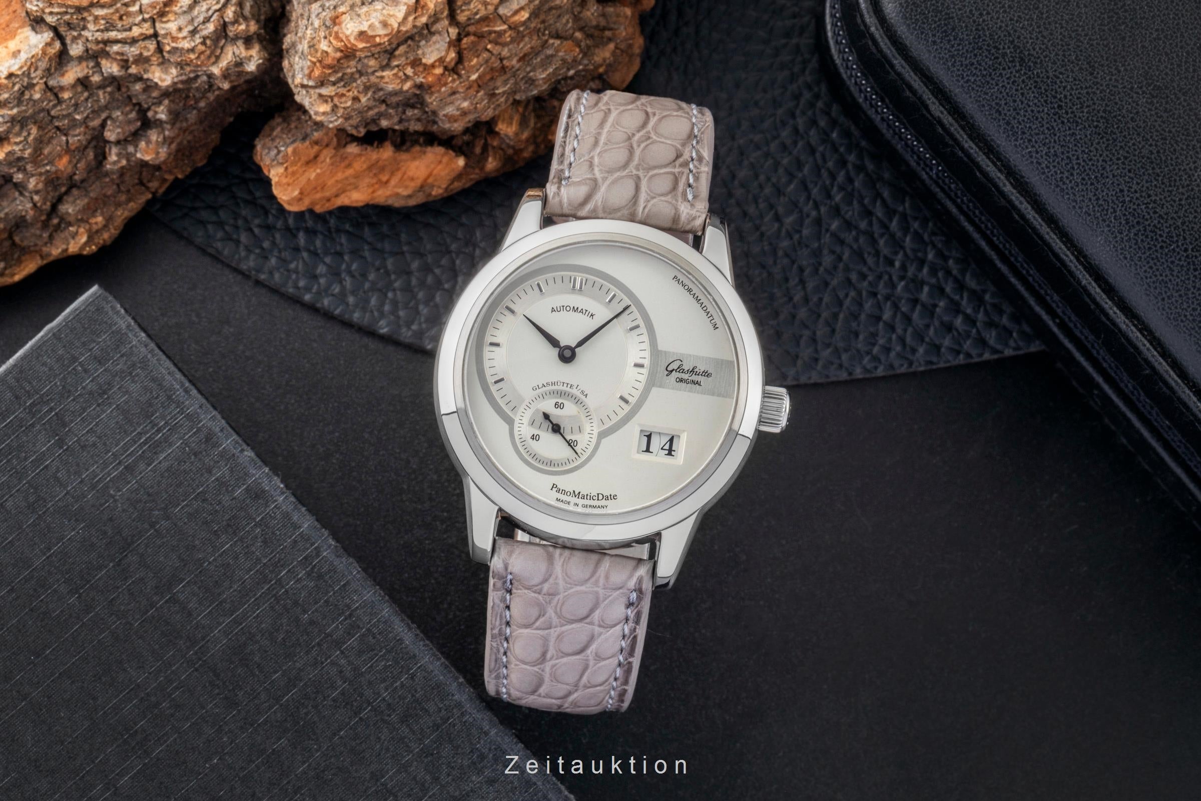 Glashütte PanoMaticDate acier automatique montre pour hommes 90-01-02-02-04  [2600288]