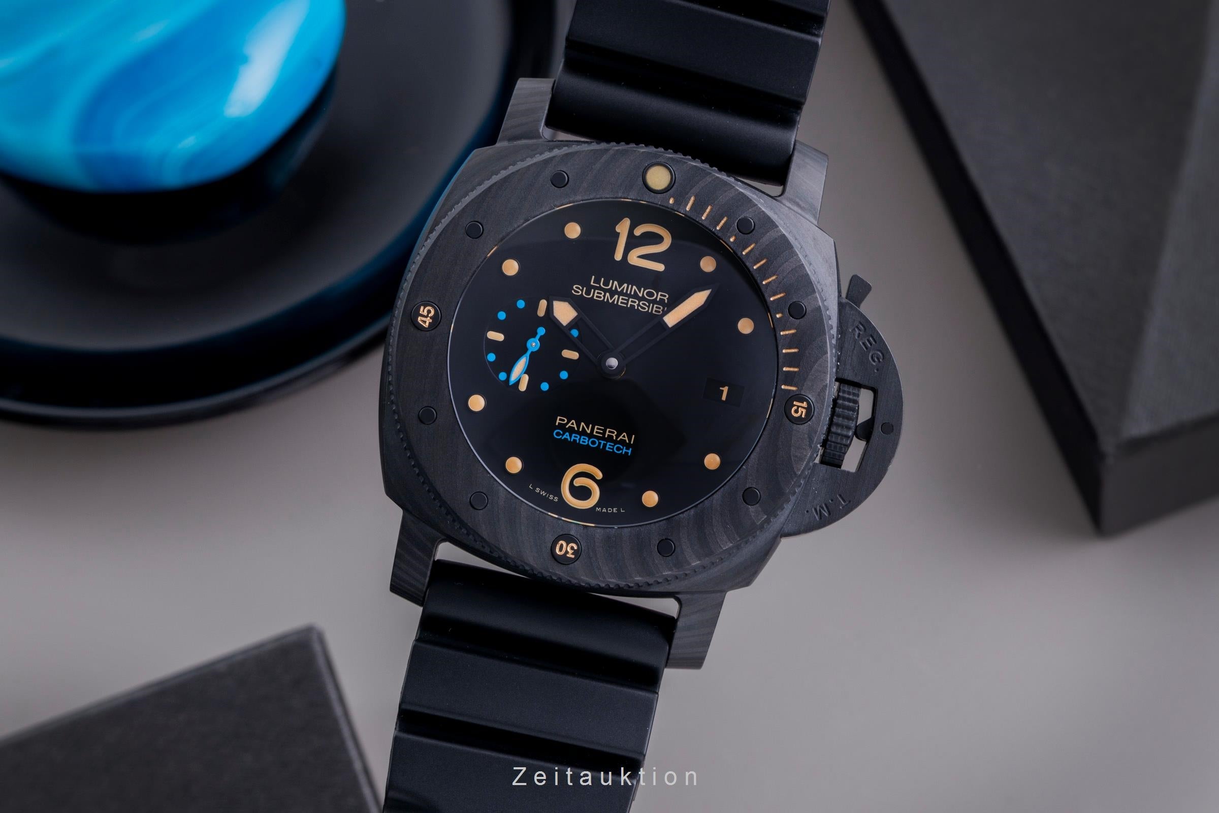 Panerai Submersible Carbon Automatik Herrenuhr Ref. PAM00616 B&P 2018 [2600313]