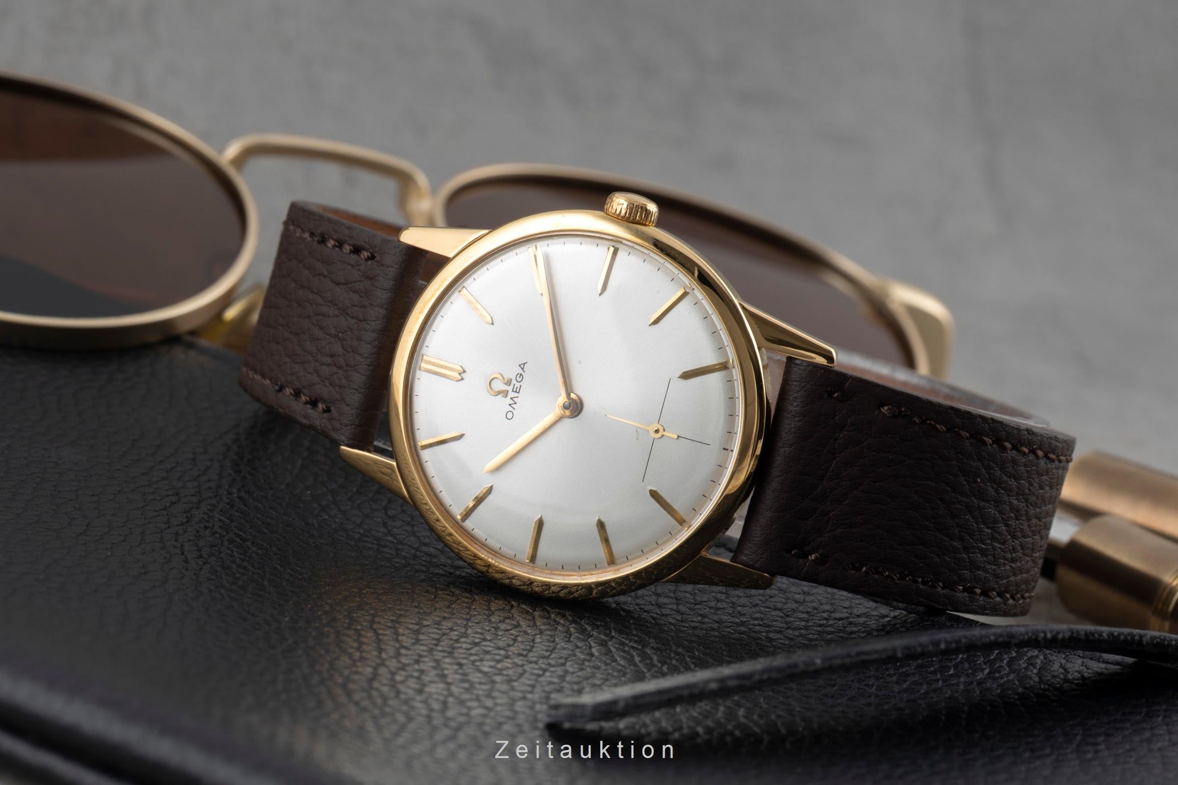 Omega gilt-brass manual winding men's watch 121.001-63 Vintage  [2600318]