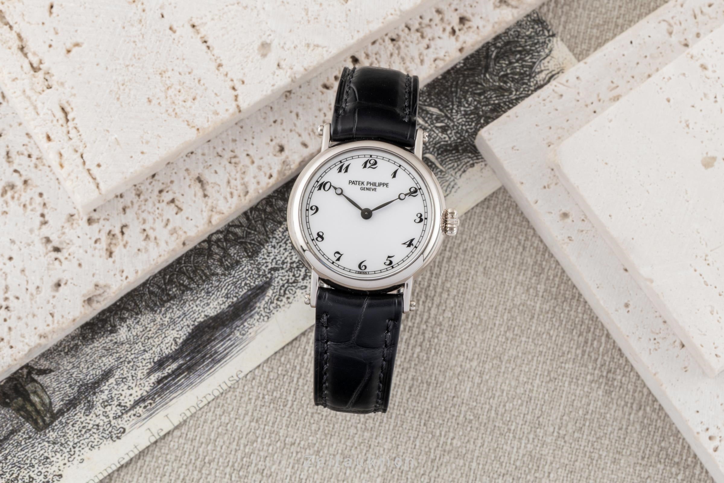 Patek Philippe Calatrava Lady 18K (0,750) Weissgold Handaufzug Damen Ref. 4860  [2600342]