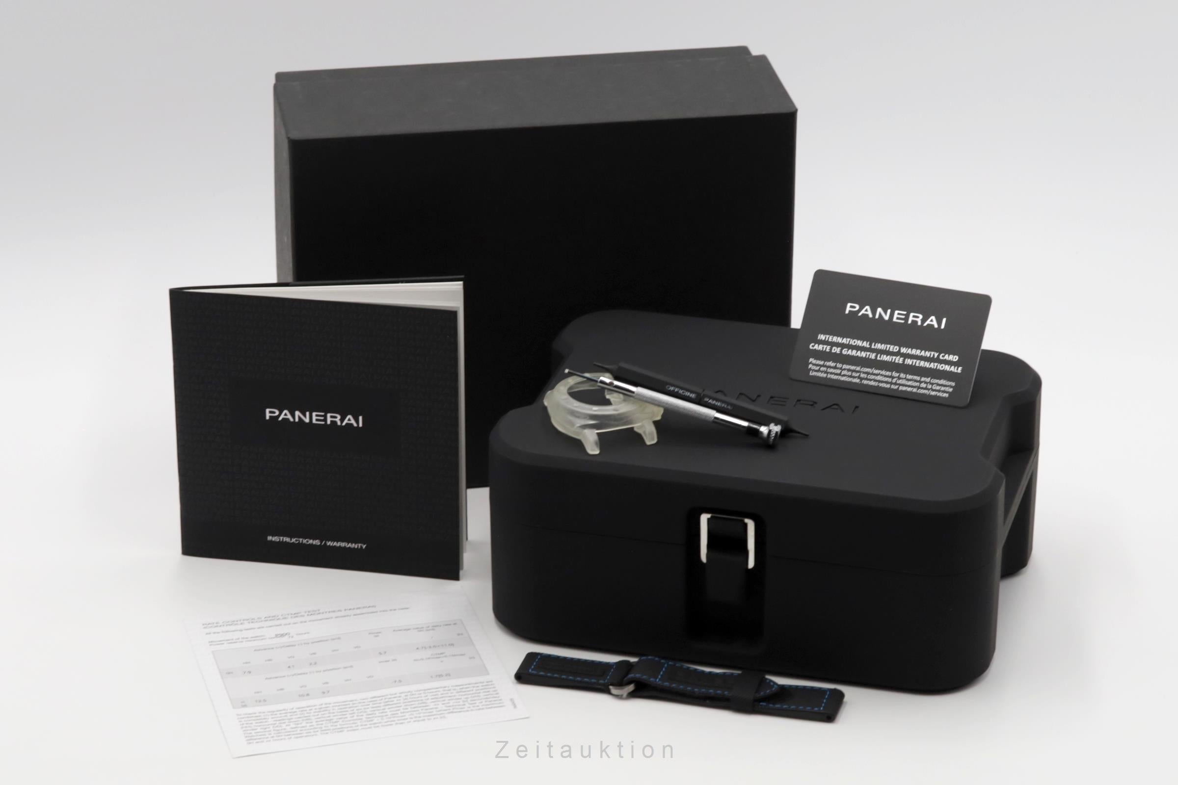 Panerai Submersible steel automatic men's watch PAM00683 LP: 9700EUR  [2600405]