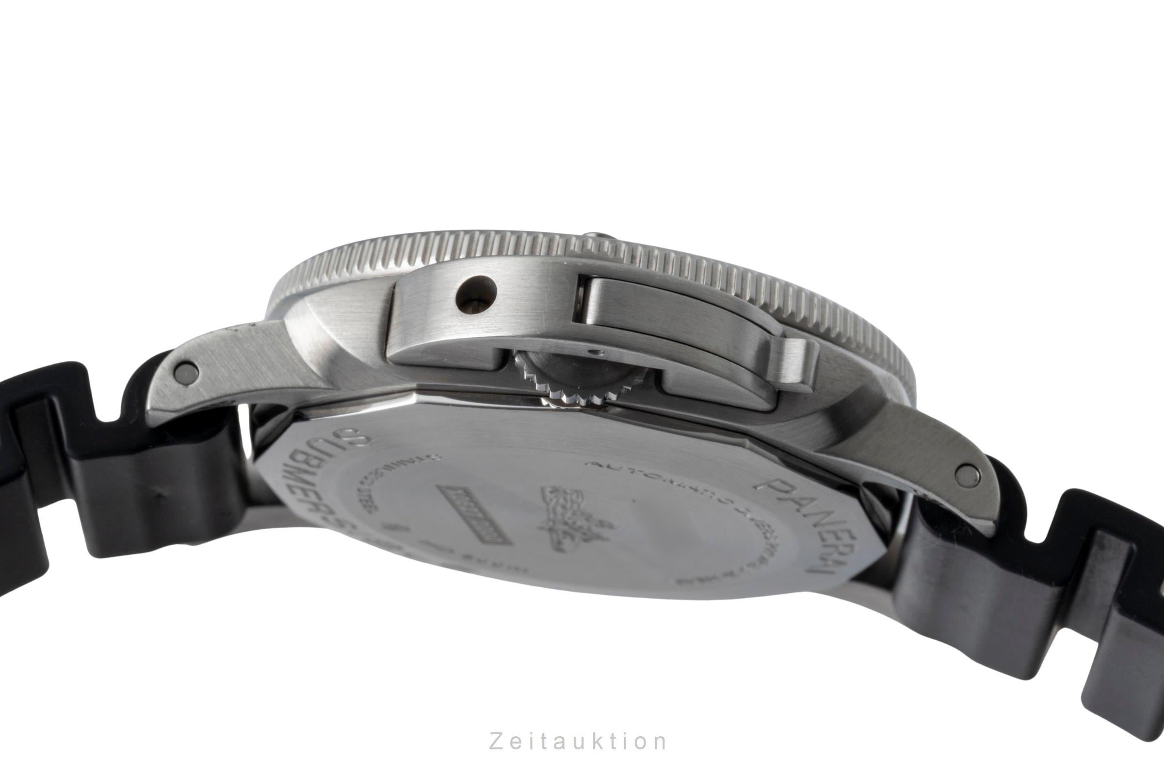 Panerai Submersible steel automatic men's watch PAM00683 LP: 9700EUR  [2600405]
