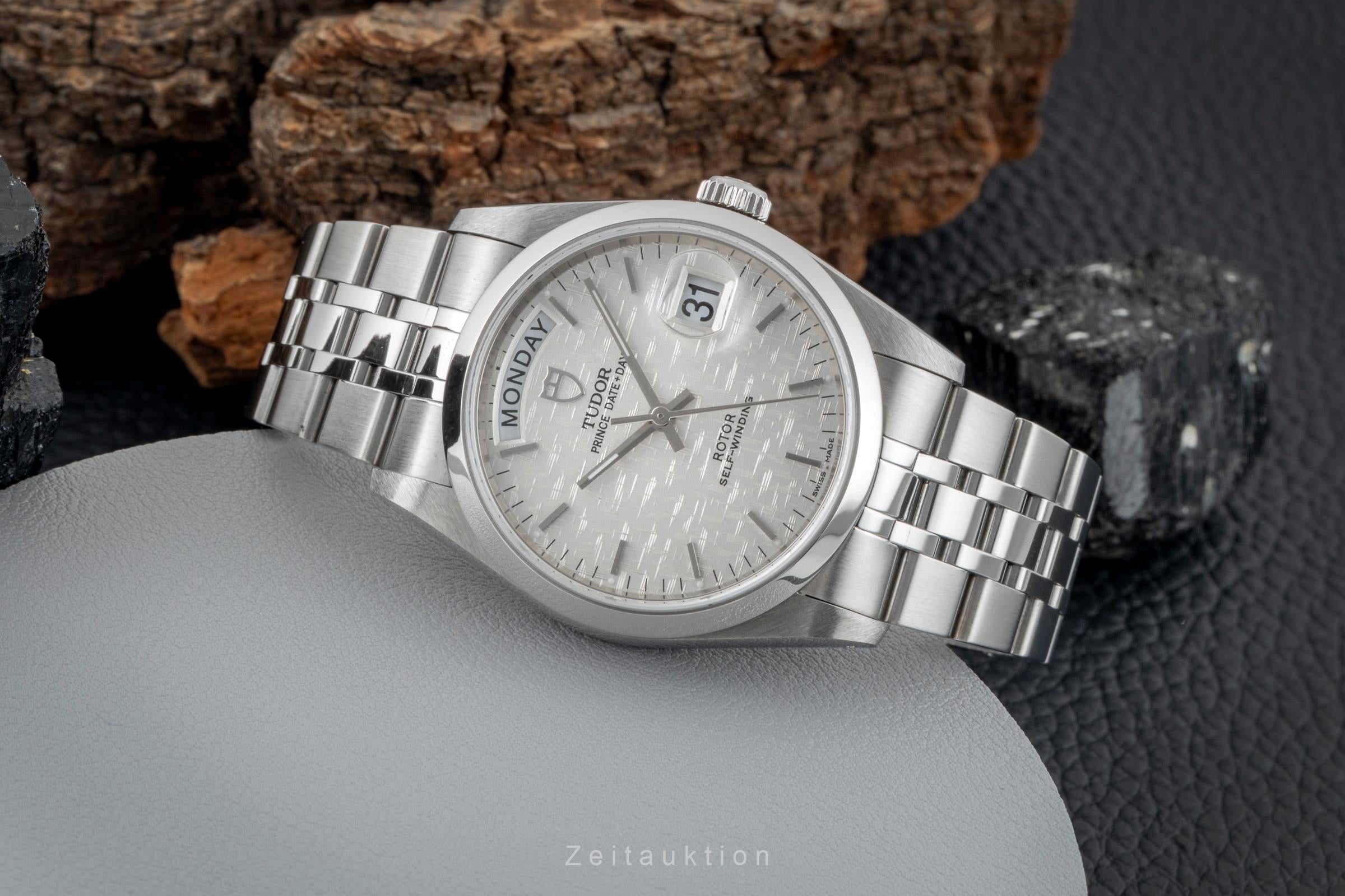 Tudor Date-Day steel automatic men's watch 76200  [2600422]
