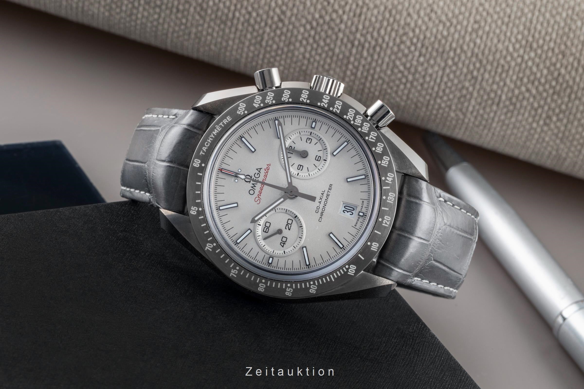 Omega Speedmaster Moonwatch chronographe céramique automatique montre pour hommes 311.93.44.51.99.001  [2600428]